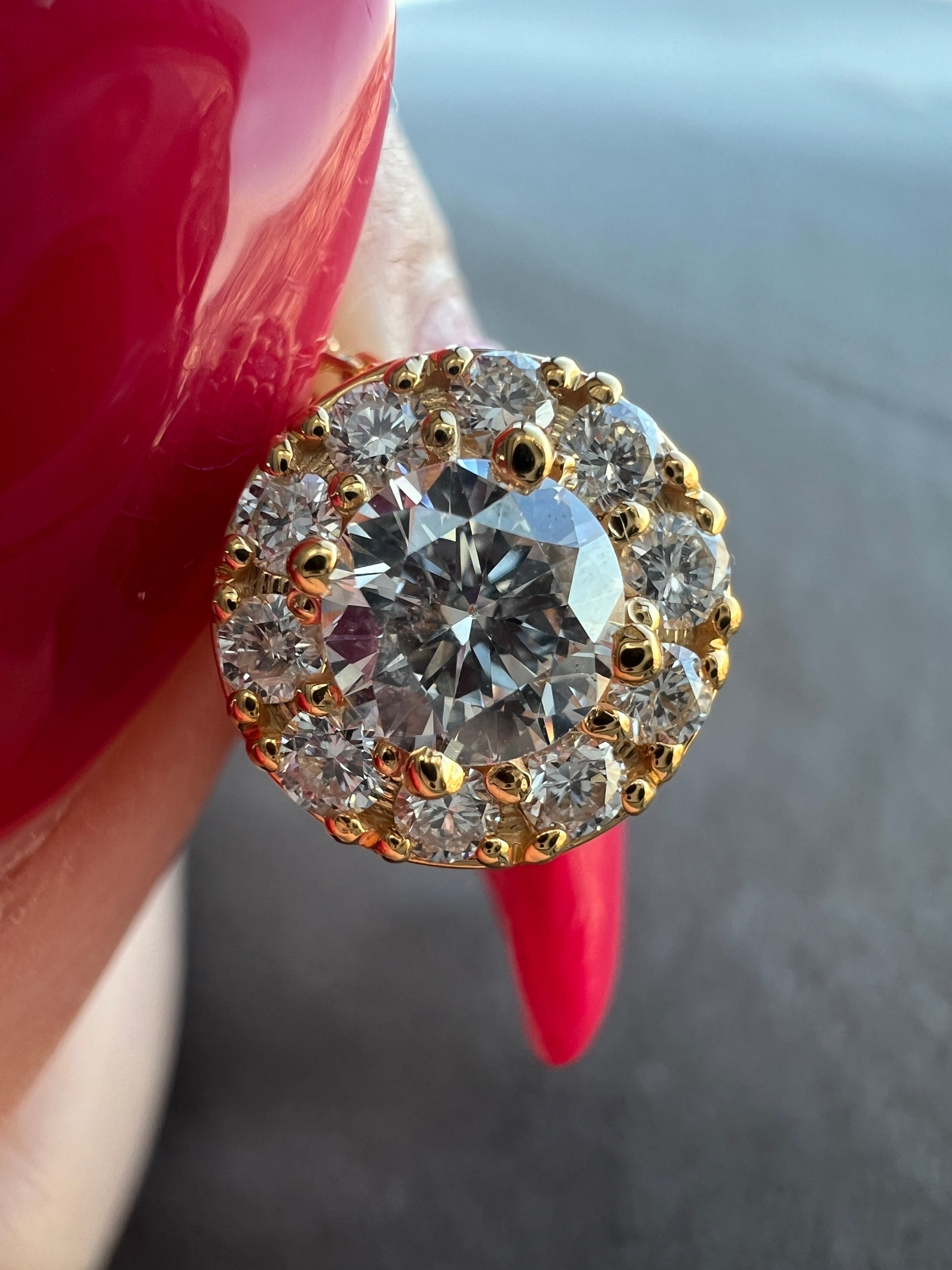 ［ポインターパヴェ0.5ct］ ダイヤモンドスタッドピアス
