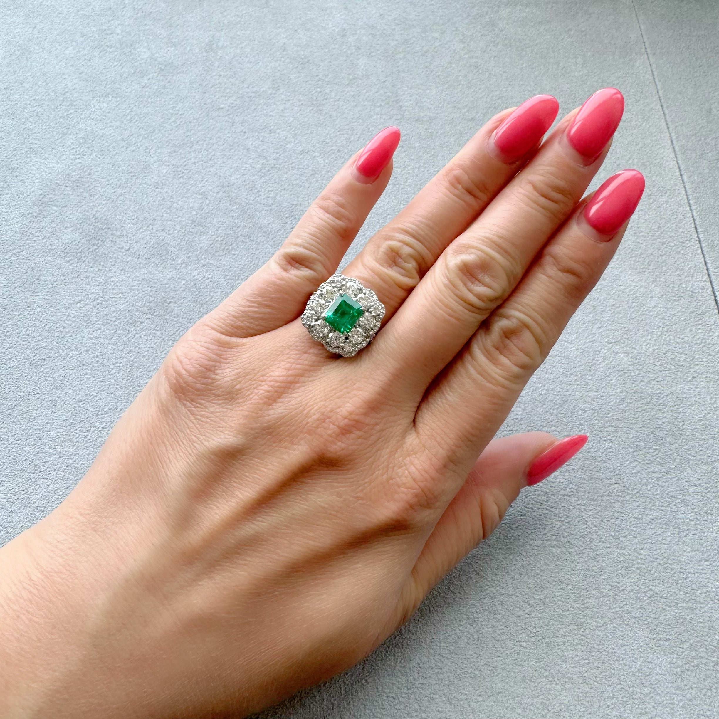 12_エメラルド 中石2ct up SQ PT リング｜AYAKO SAKURAI（櫻井 彩子（サクライ アヤコ））公式通販サイト