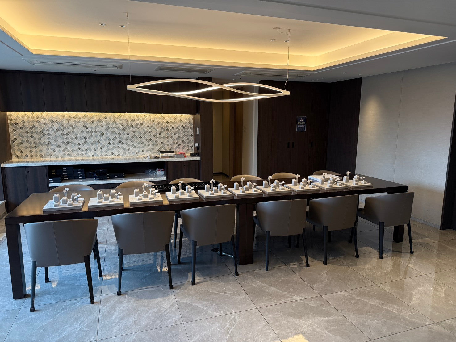 グループ外商イメージ