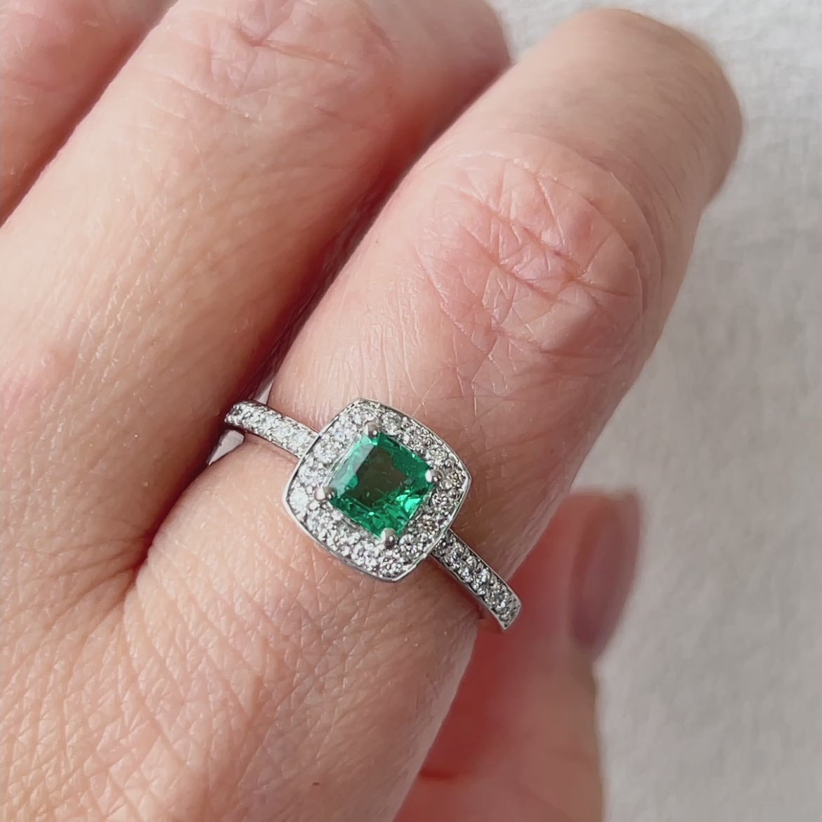 20［一点物］リング エメラルド 0.5ct前後 SQ PT