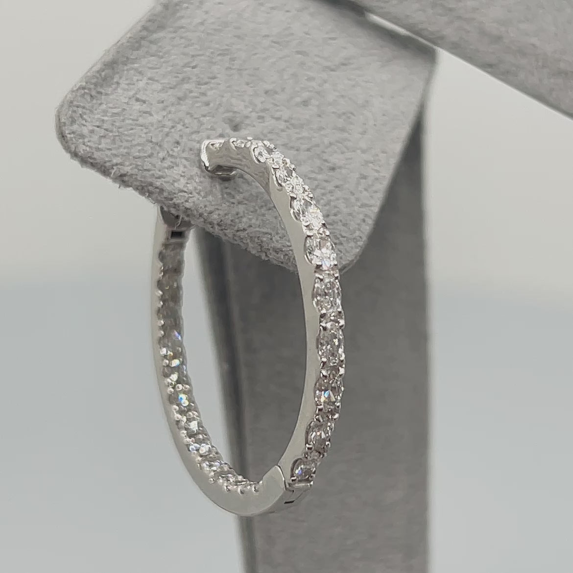 ［グレンヌ］ピアス ダイヤ