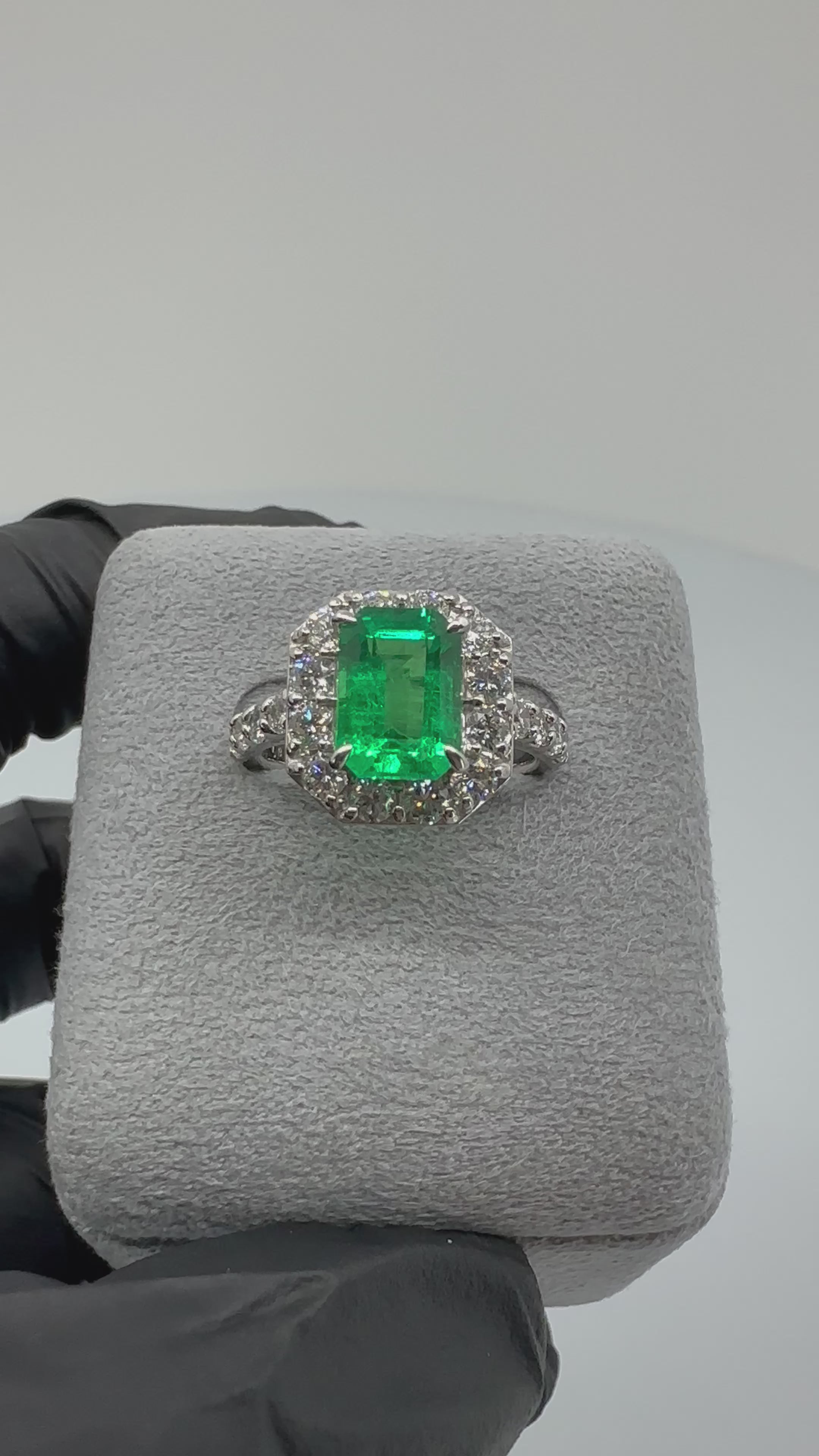 2［一点物］リング エメラルド 1.8ct SQ PT