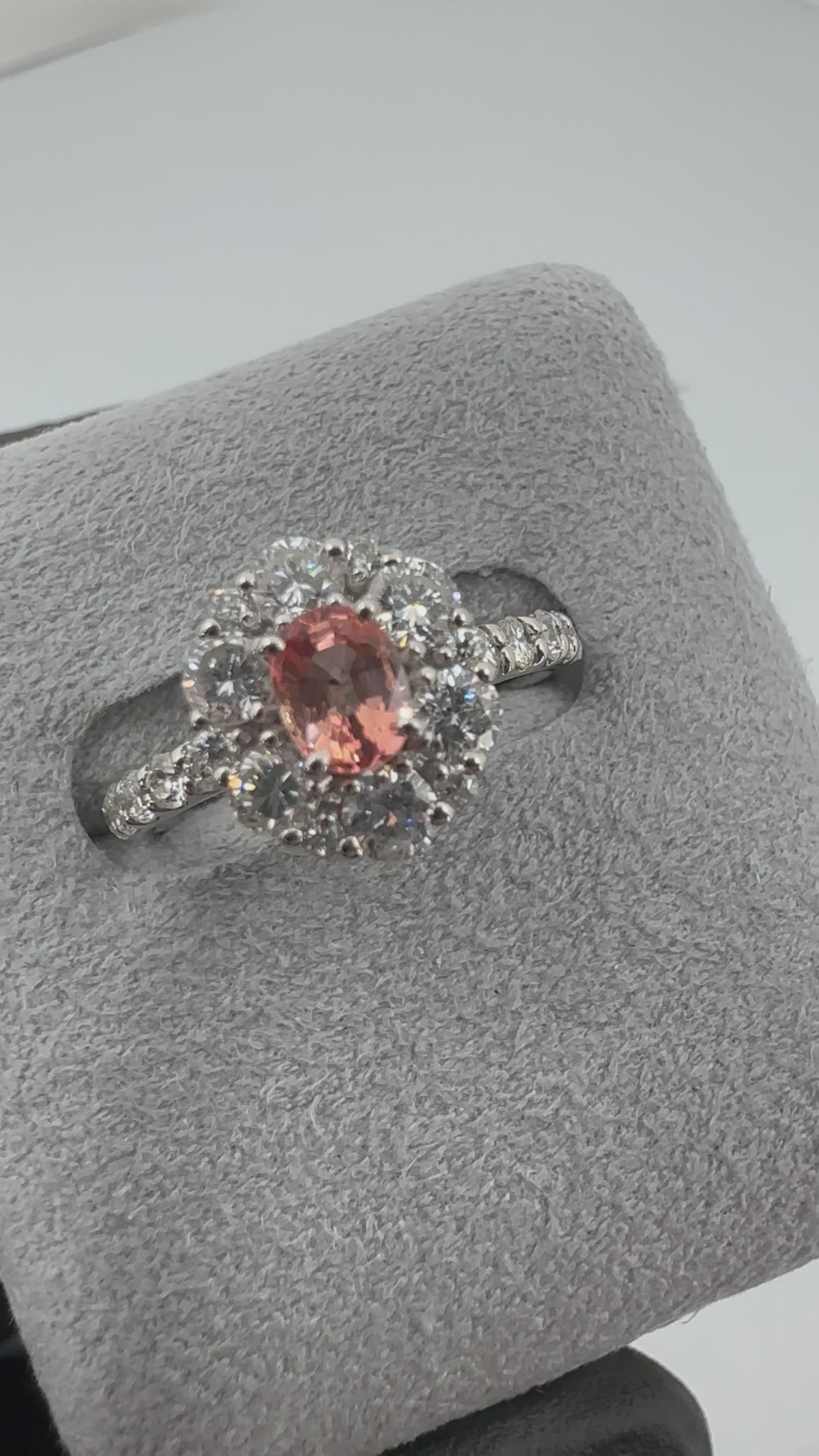 140［一点物］リング  パパラチアサファイア 0.5ct OV PT