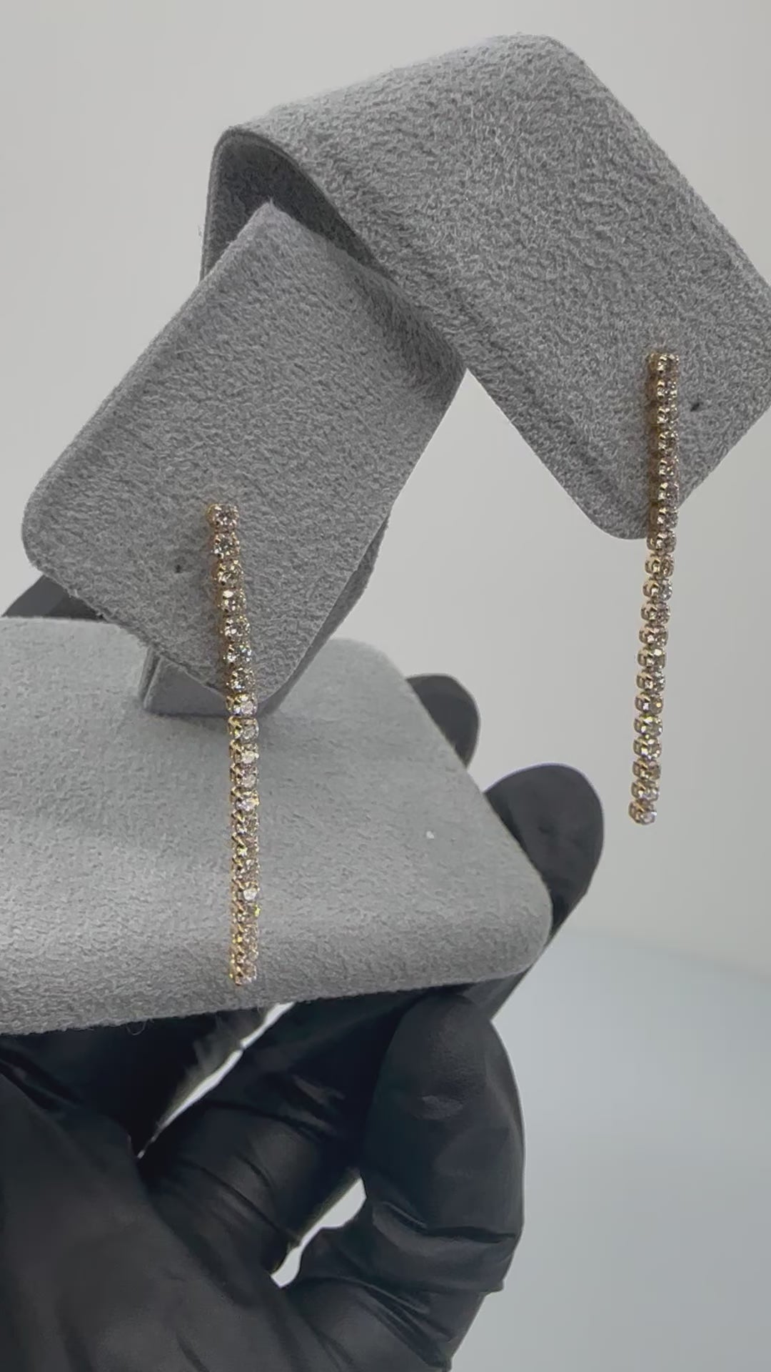 ［エタンスレ］ピアス ダイヤ  0.5ct前後×2