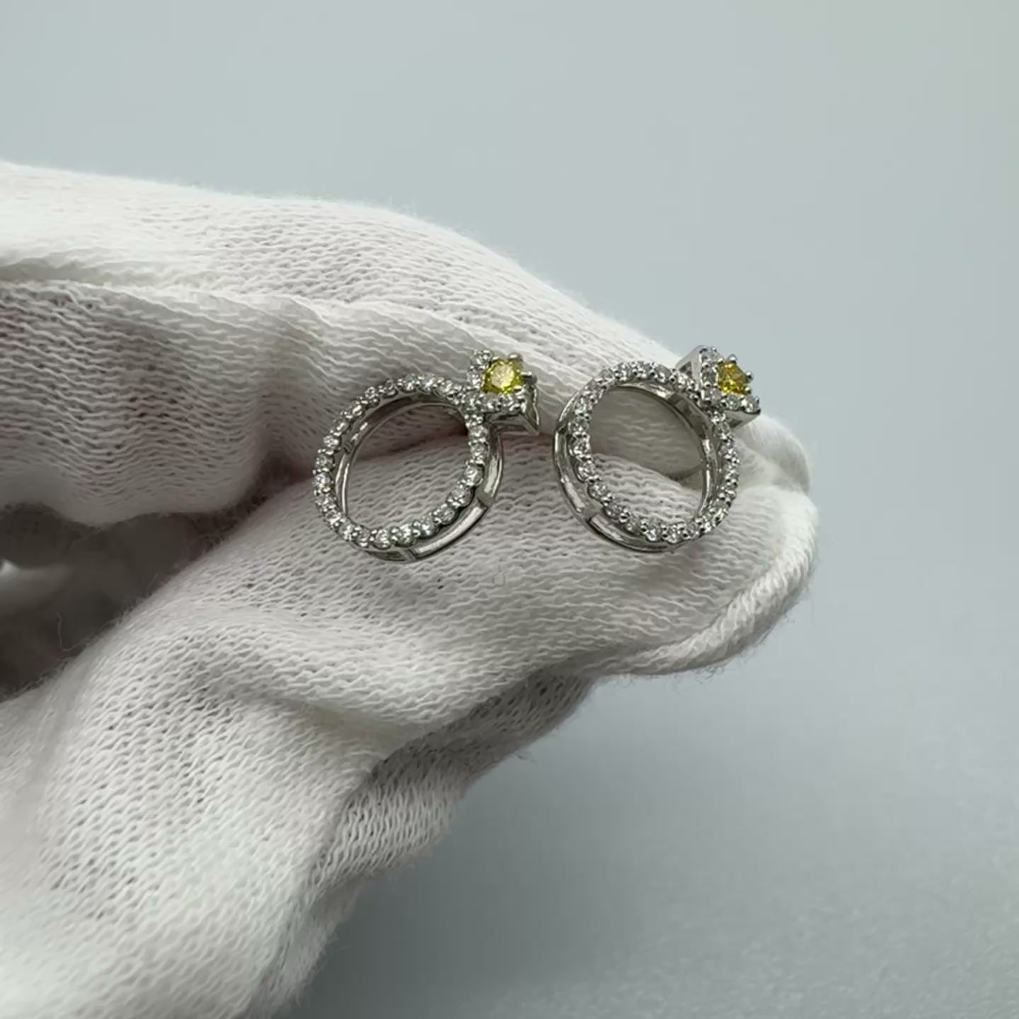 ［ラリオンス］ピアス