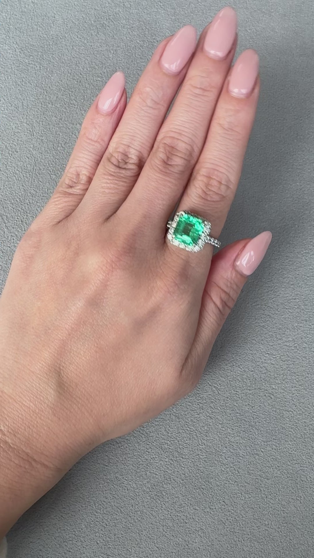 59［一点物］リング エメラルド 3.0ct前後 SQ PT