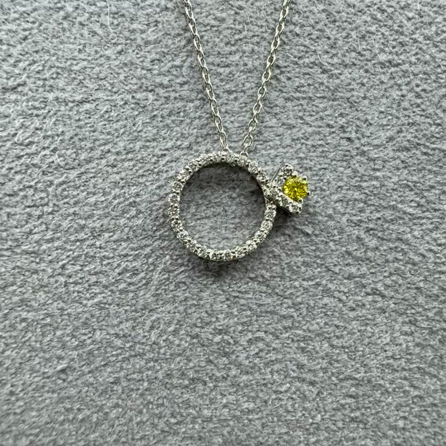 ［ラリオンス］ネックレス