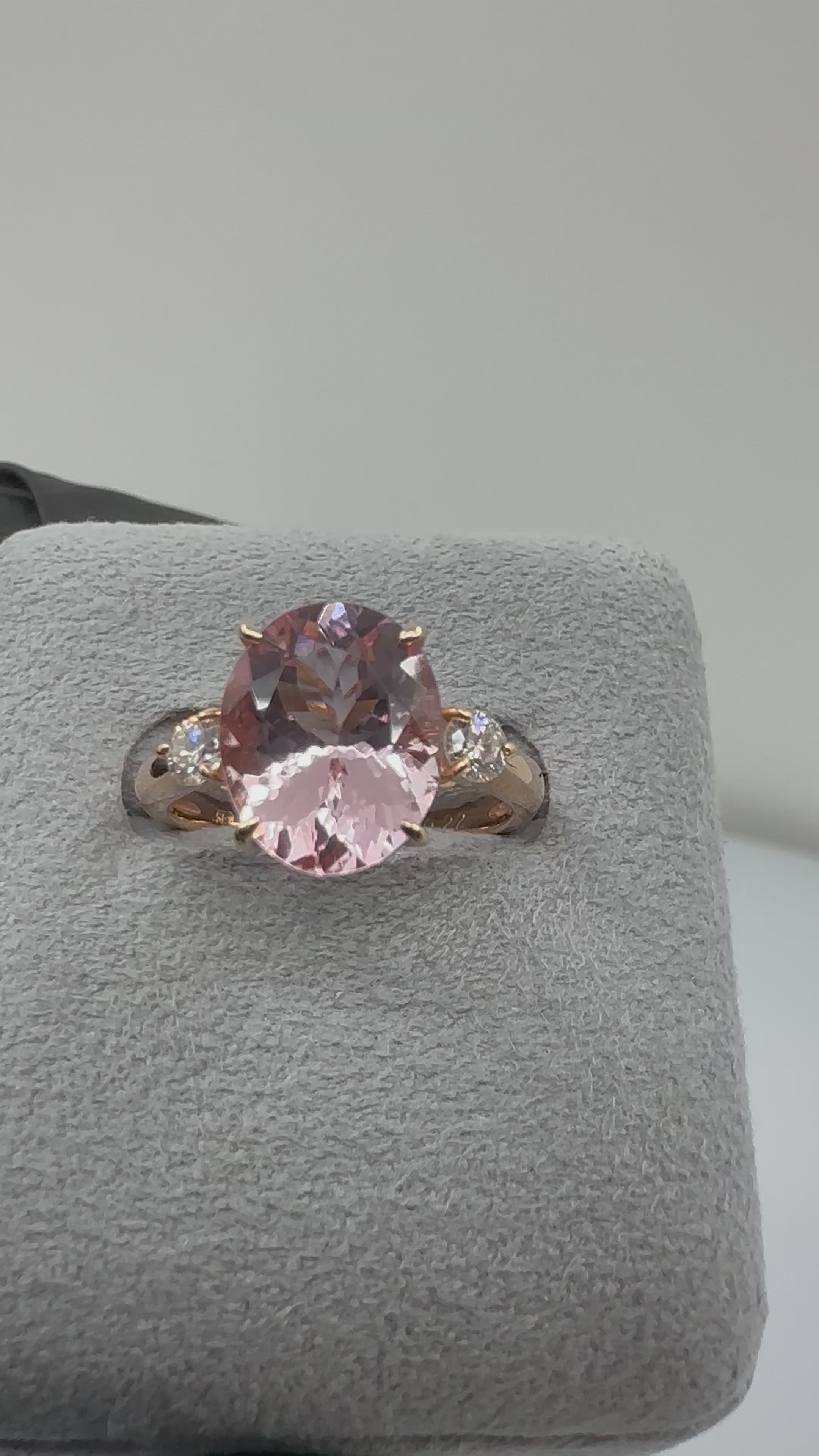 145［一点物/BonBon MG OV］リング モルガナイト 2.7ct OV K18PG