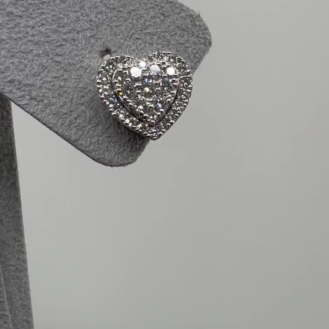 ［LOVE］ピアス ダイヤ