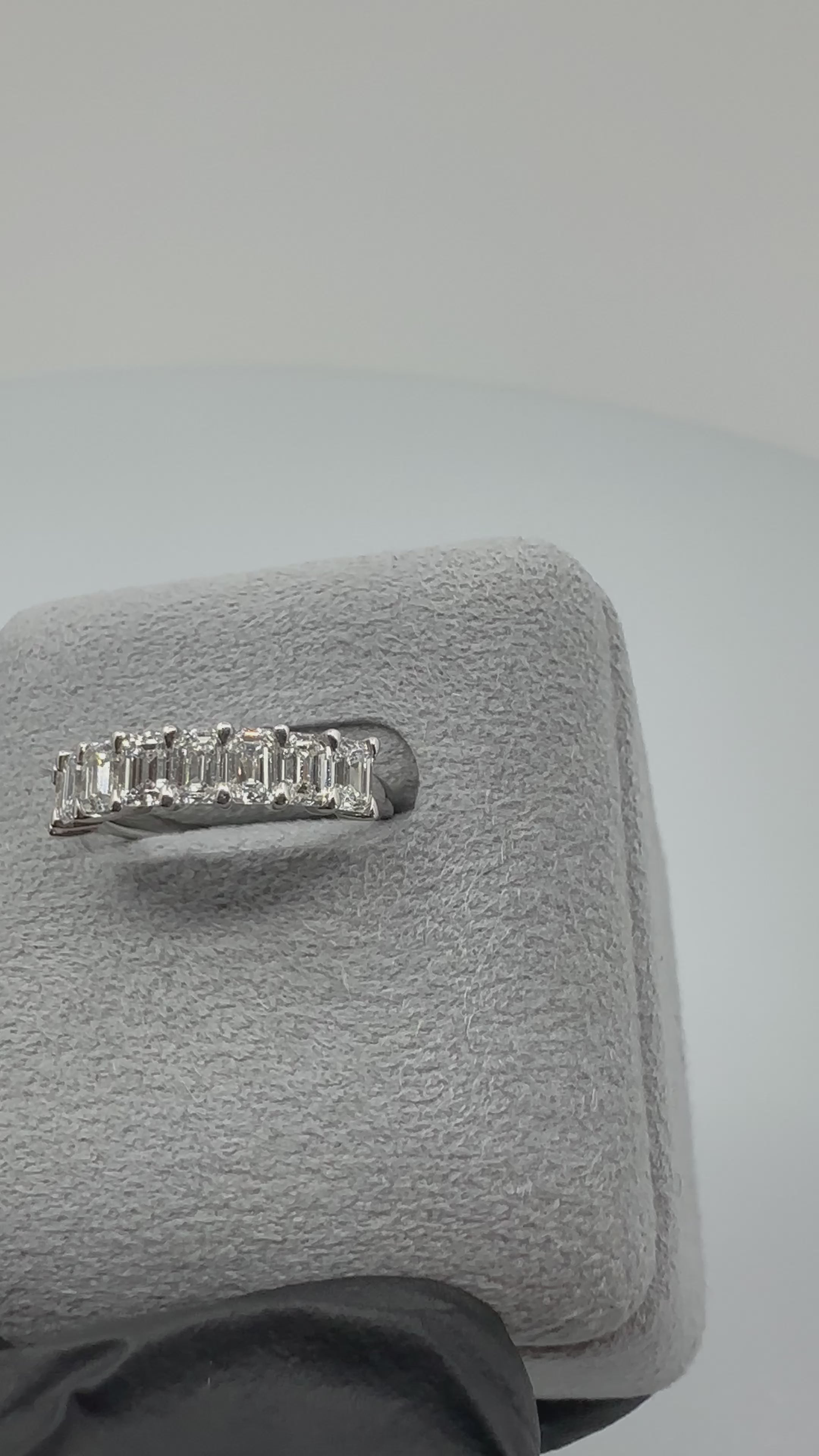 ［エクラ］リング ダイヤ 1pc0.2ct前後×8pc 1.4ct前後 EM