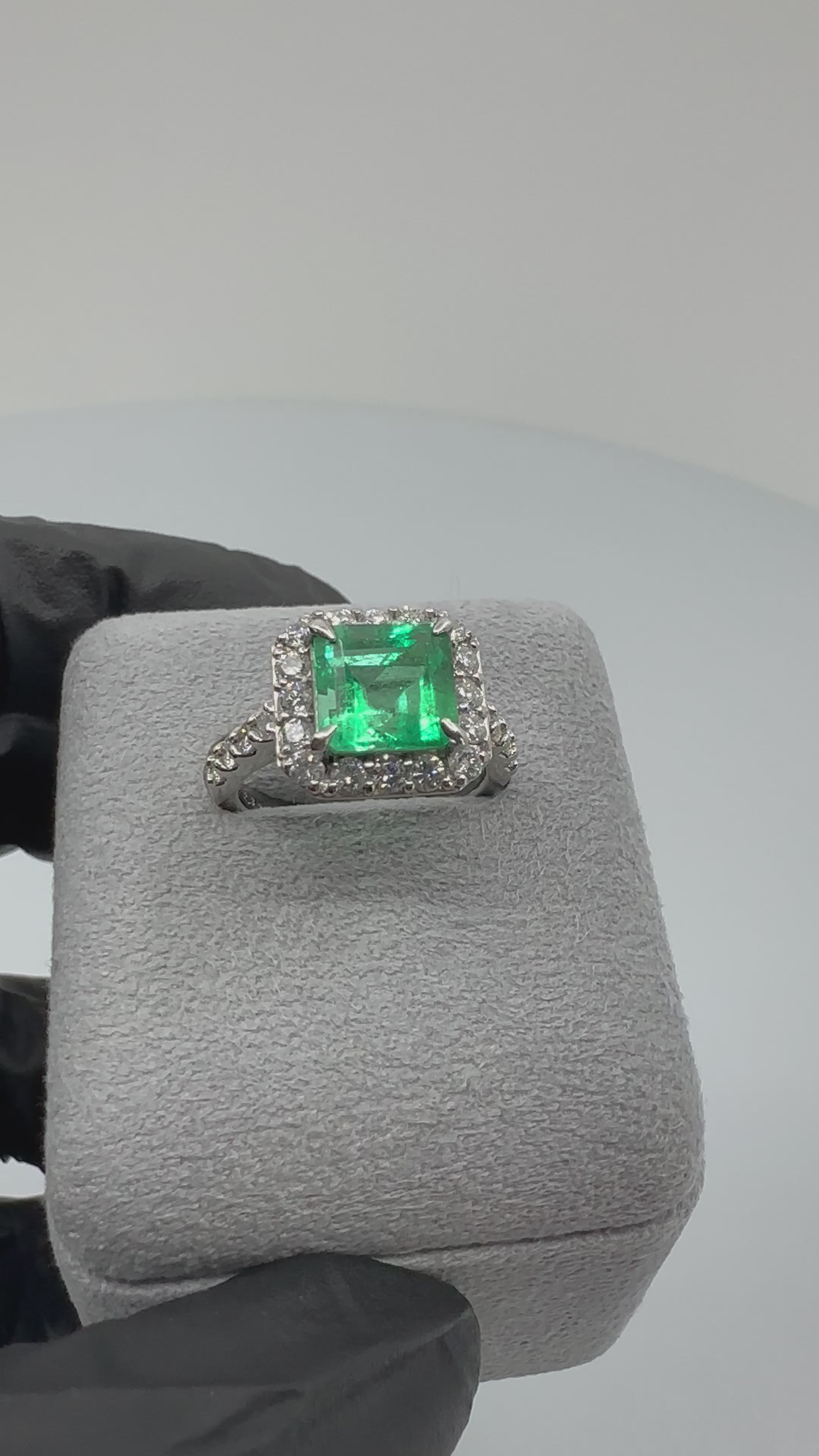 6［一点物］リング エメラルド 2.3ct SQ PT