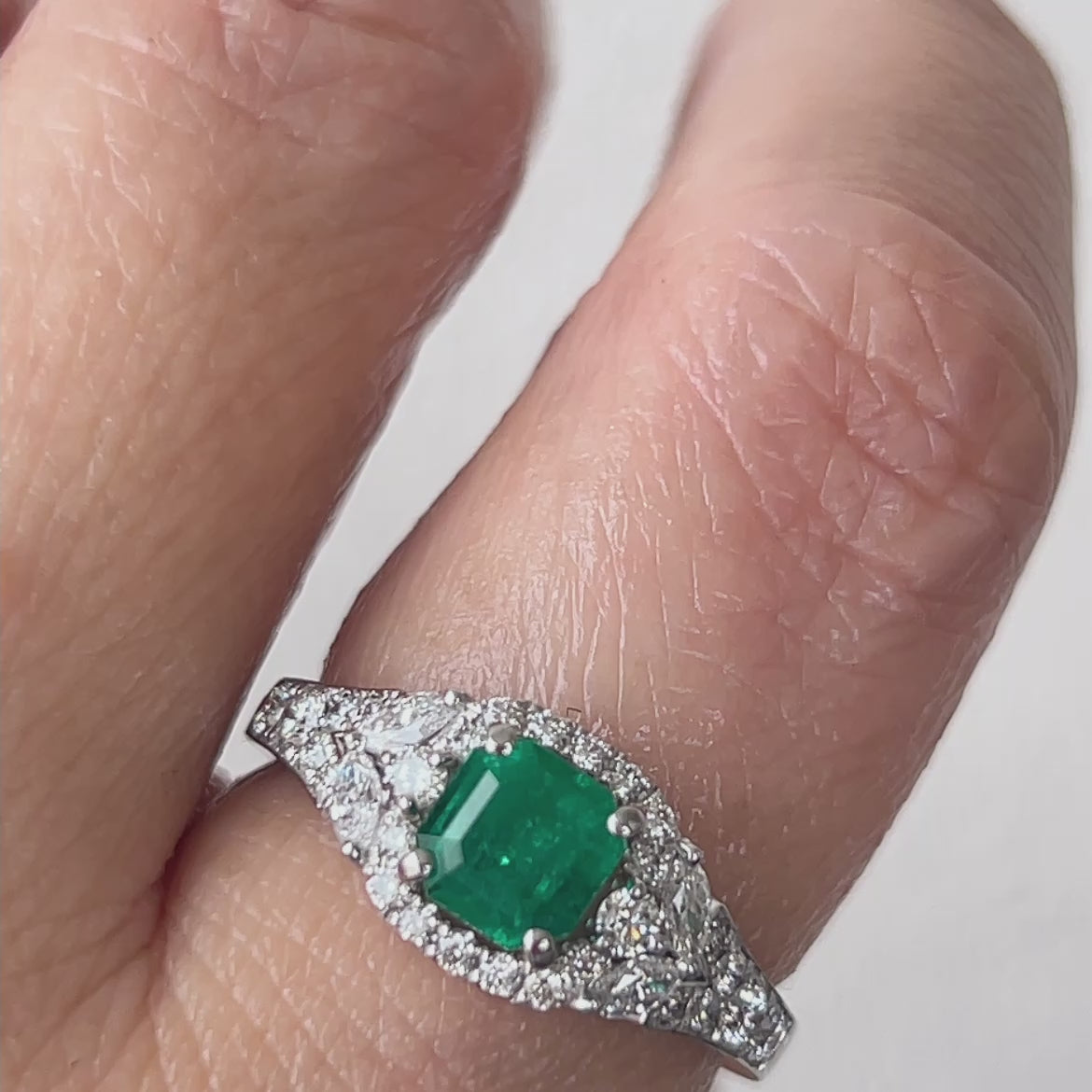 11［一点物］リング エメラルド 0.8ct前後 SQ PT