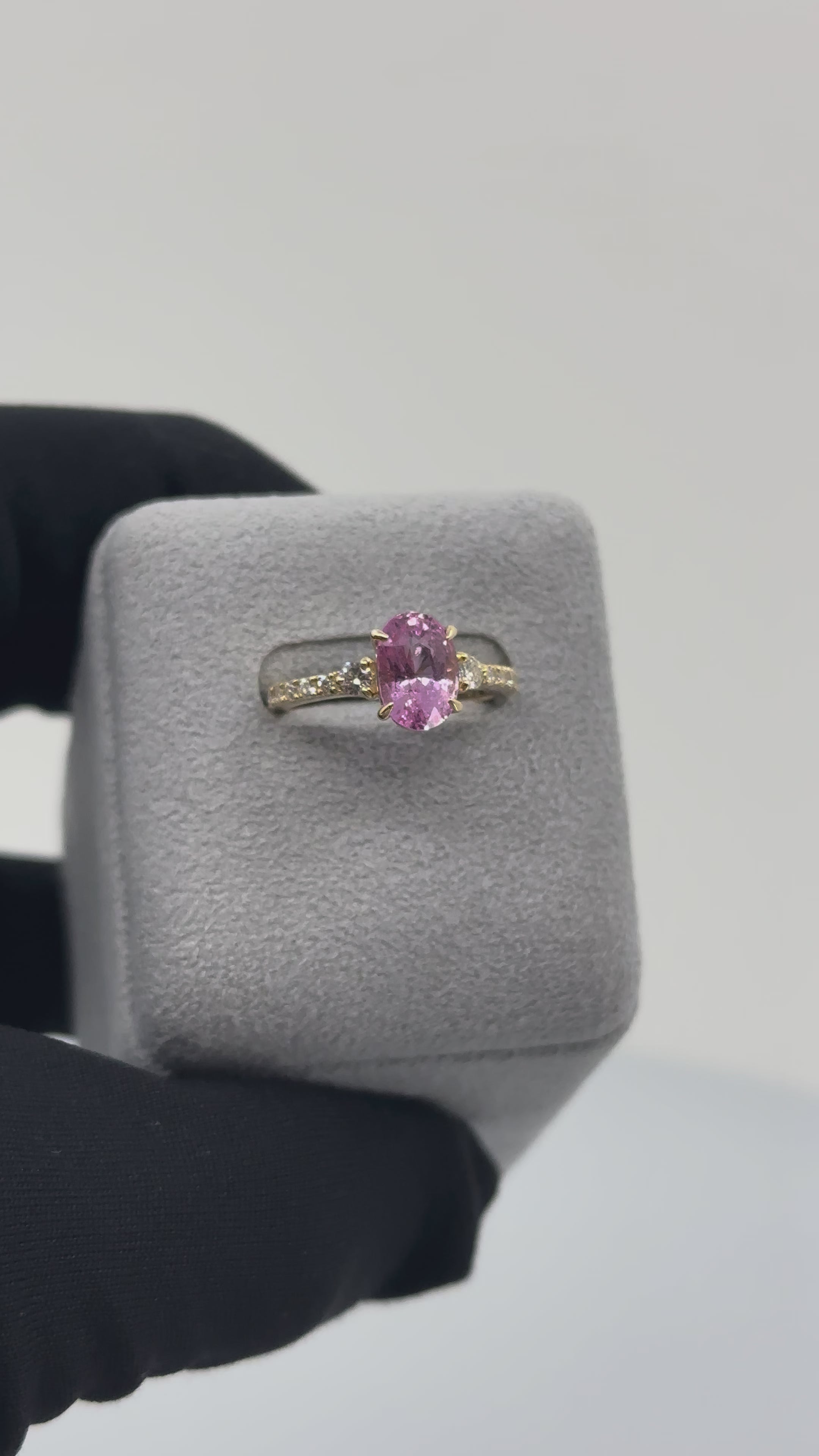 ［一点物］リング ピンクサファイア 2.8ct YG