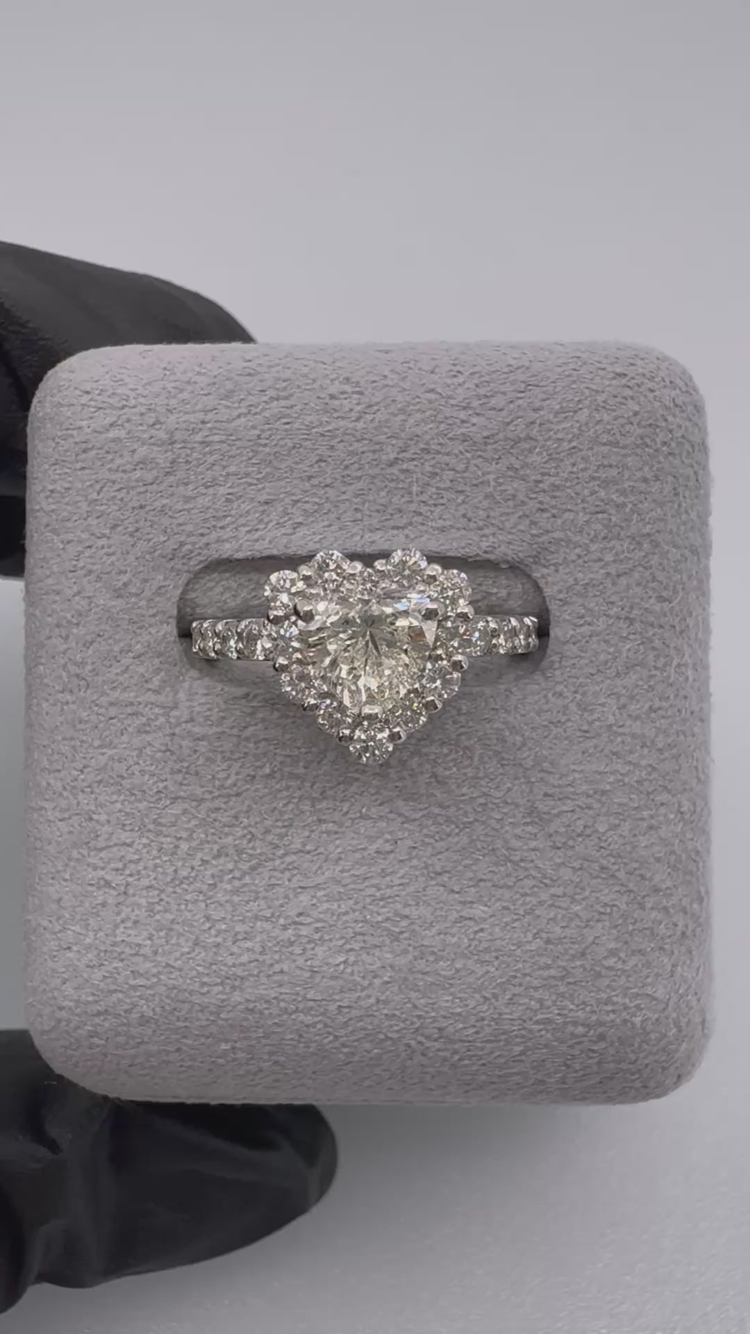 10［一点物］リング ダイヤ 1ct HS PT