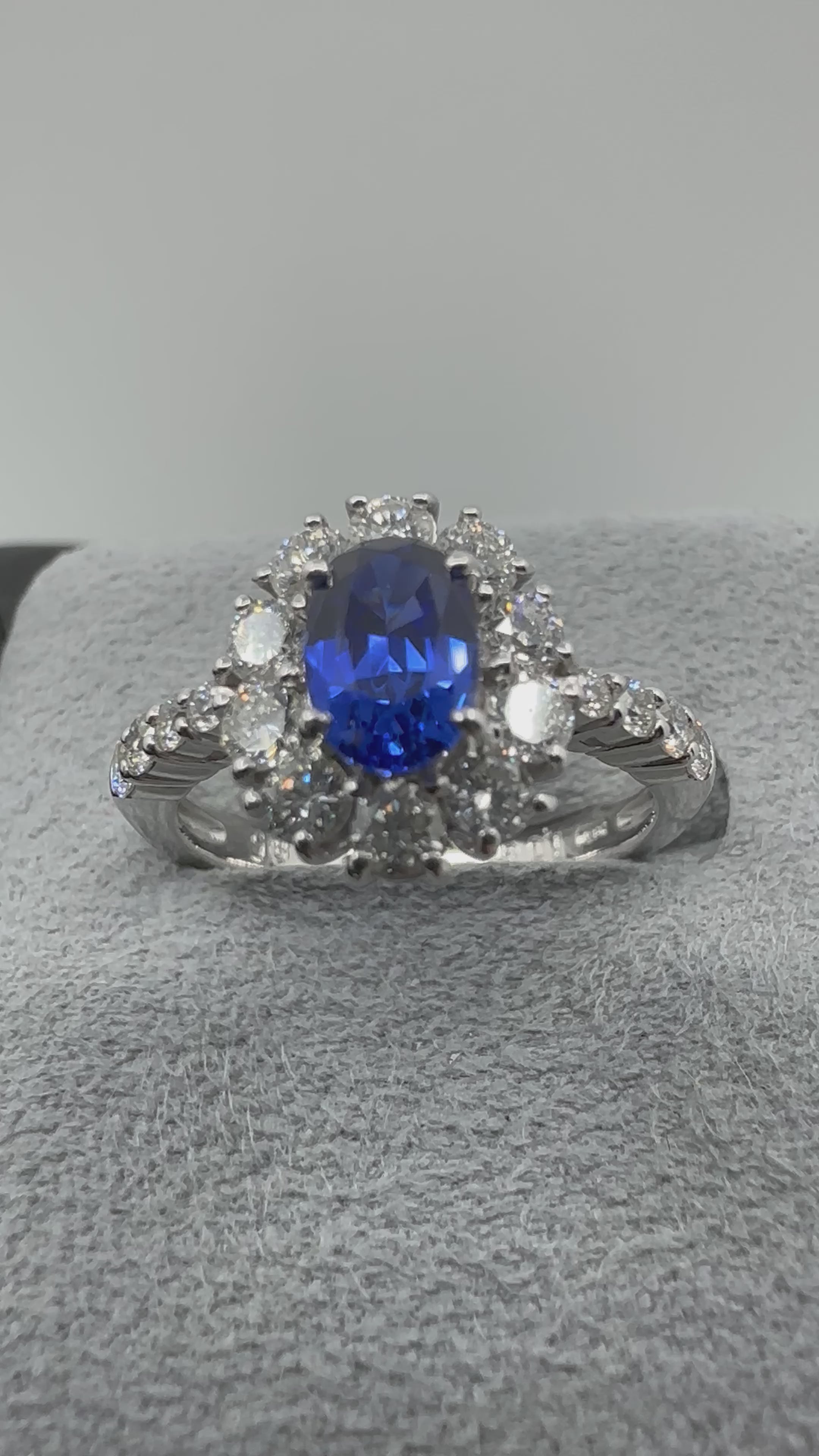 113［一点物/芍薬の夏休み］リング ロイヤルブルーサファイア 1ct OV PT