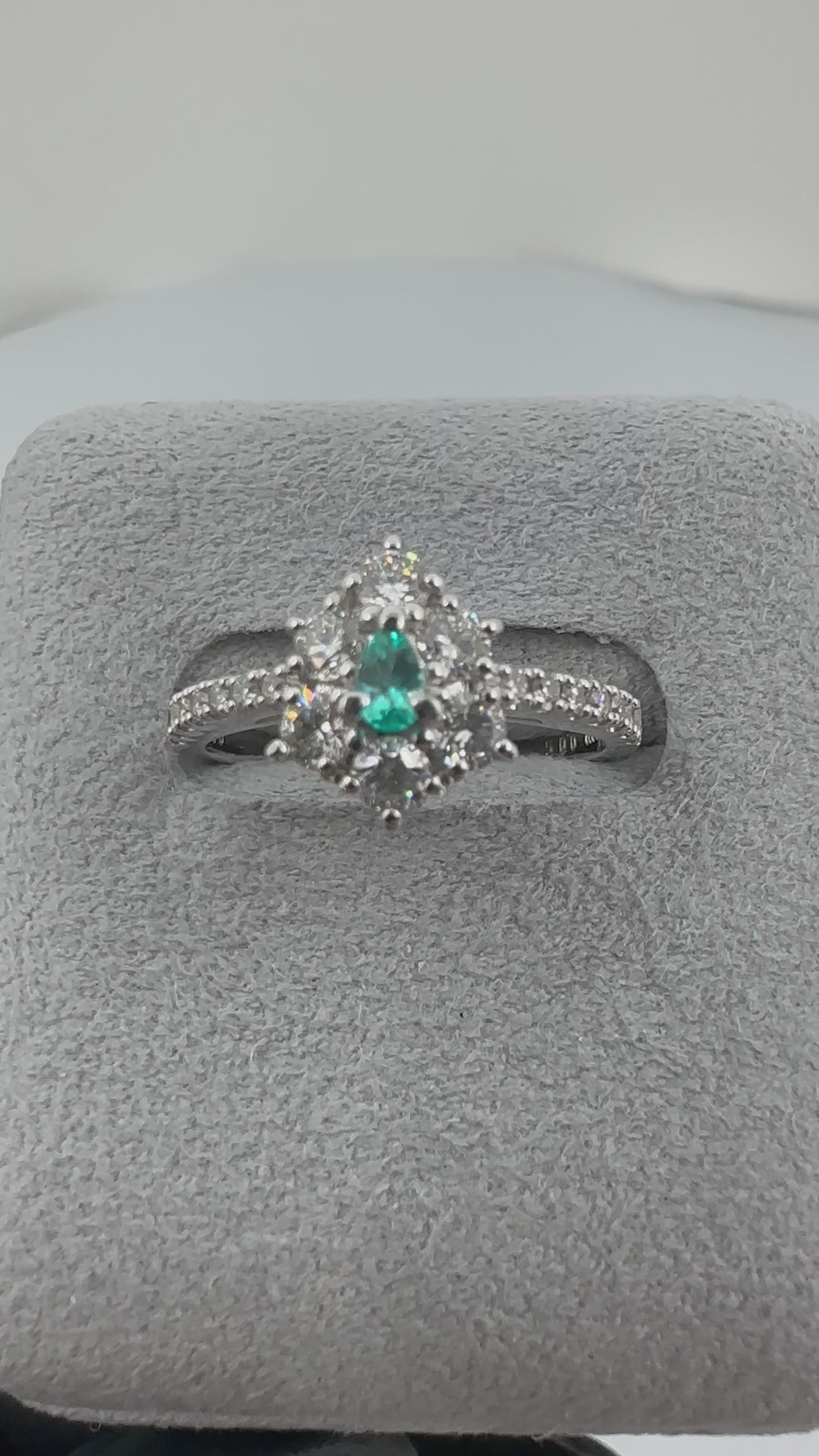 184［一点物］リング  パライバトルマリン 0.05ct PS PT