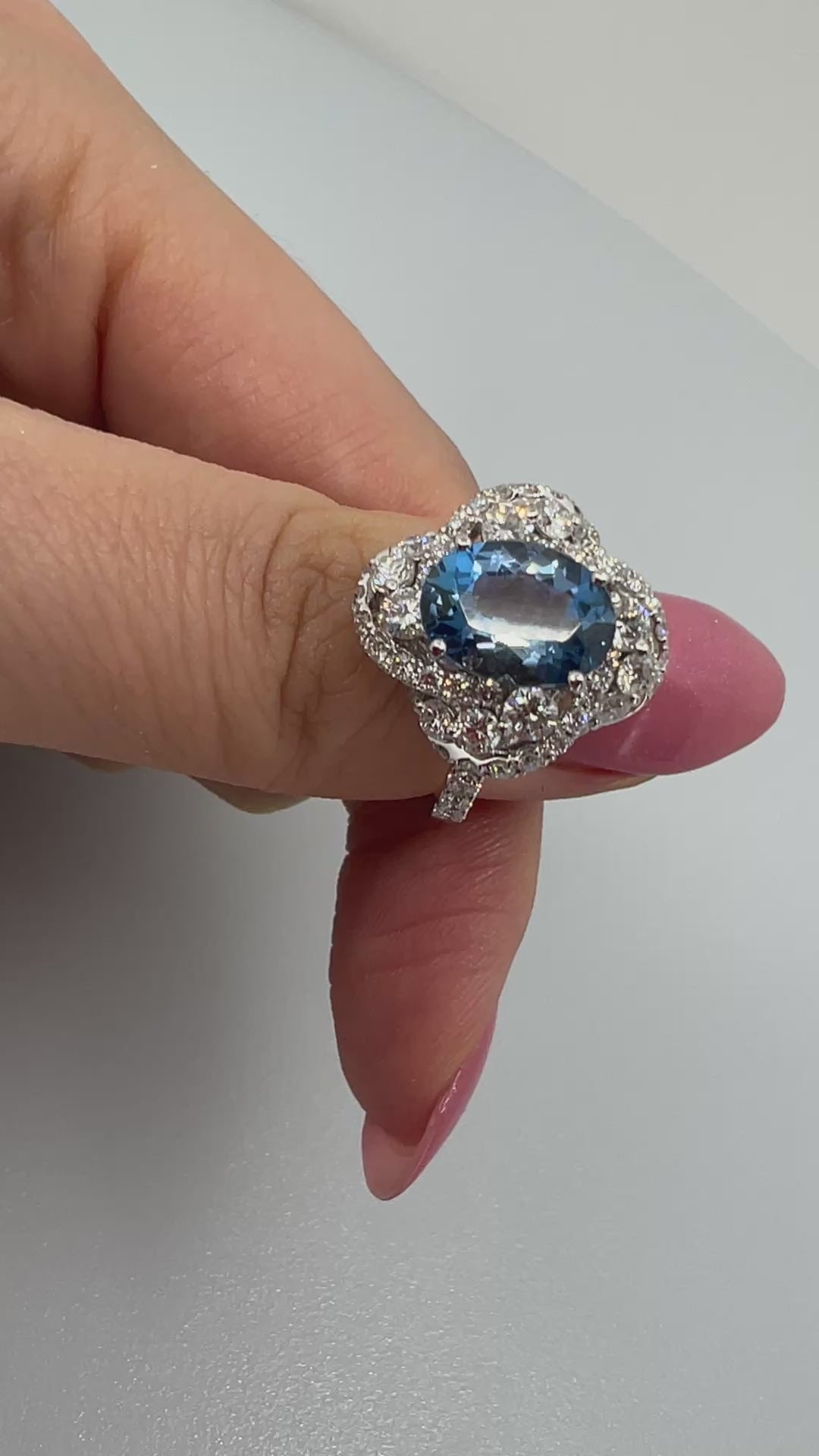 ［プリマドンナ］リング サンタマリアアクアマリン 1.8ct OV