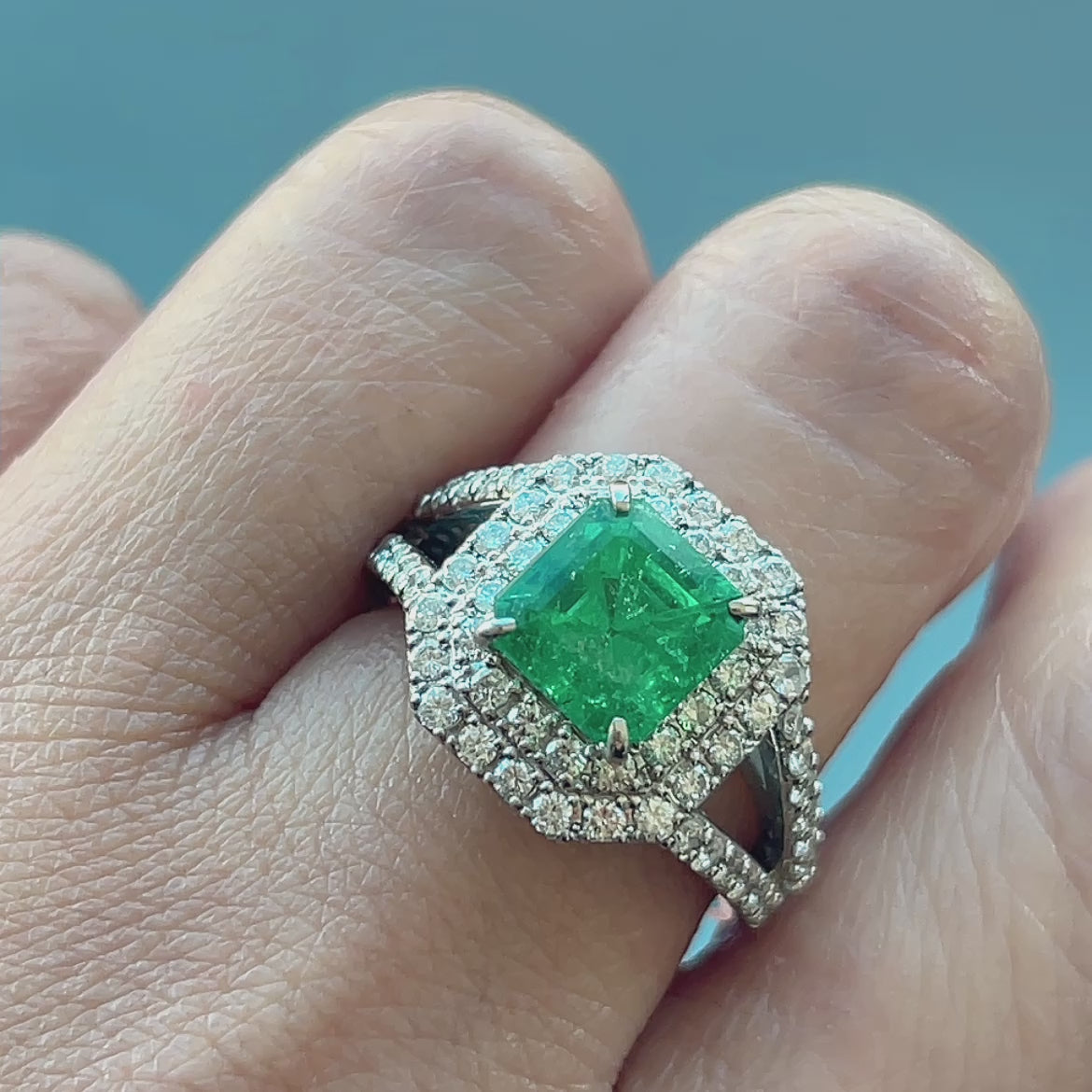 68［一点物］リング エメラルド 2.3ct SQ PT