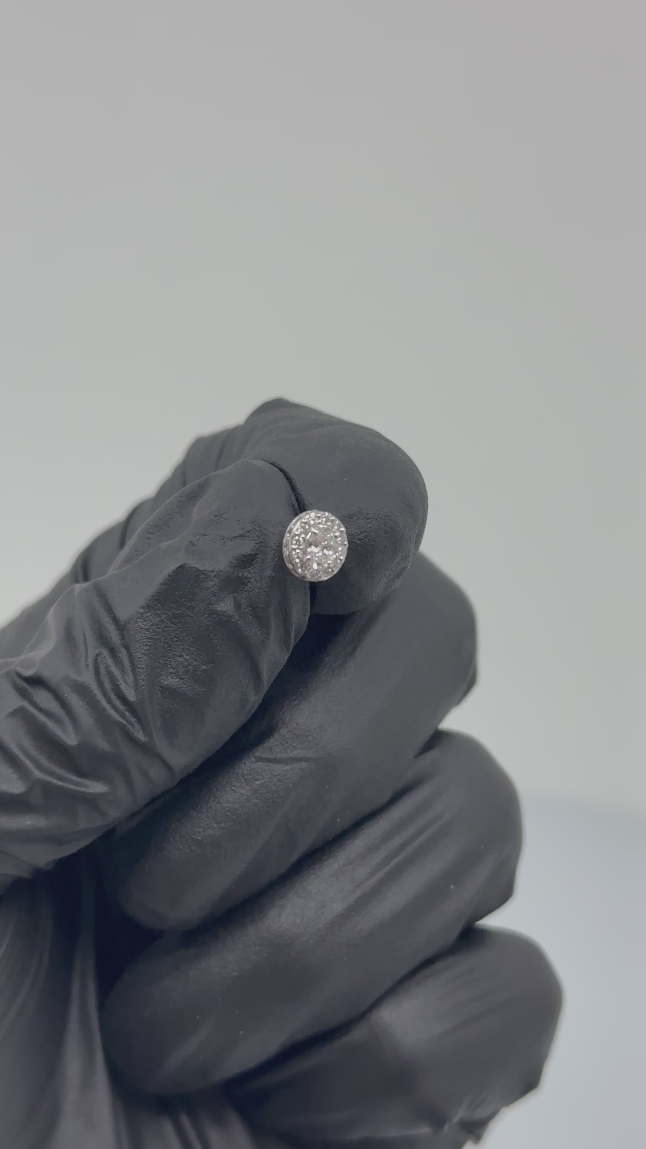 [ユニヴェル] ダイヤ ピアス EM/OV/HS　