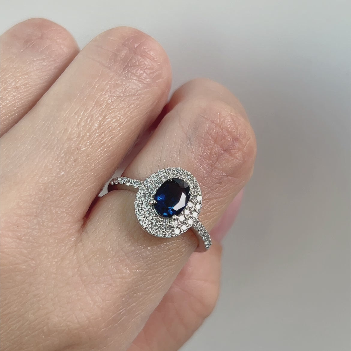 ［一点物］リング ブルーサファイア 0.8ct OV PT