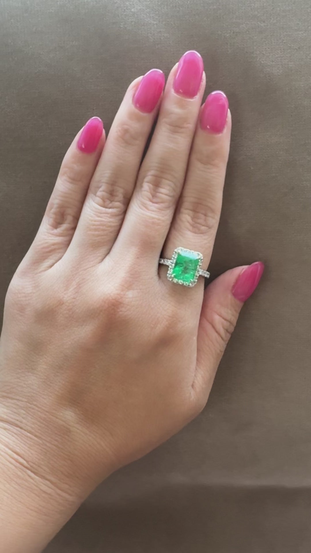 ［一点物］リング  エメラルド  3.1ct EM PT