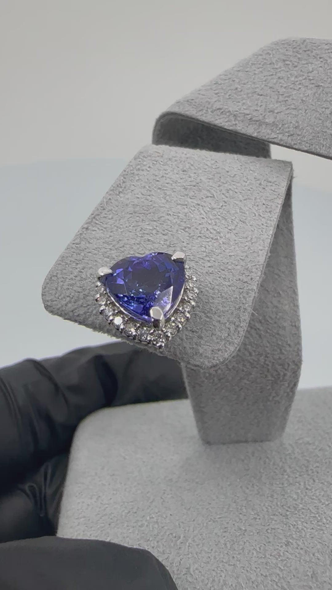 403［一点物］ピアス タンザナイト 1.6ct×2 HS PT