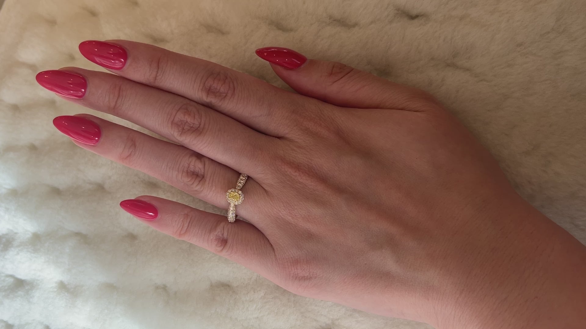 5-パリの小路 中石0.2ct OV YG リング〜Fancy intense yellow｜AYAKO SAKURAI（櫻井 彩子（サクライ アヤコ））公式通販サイト