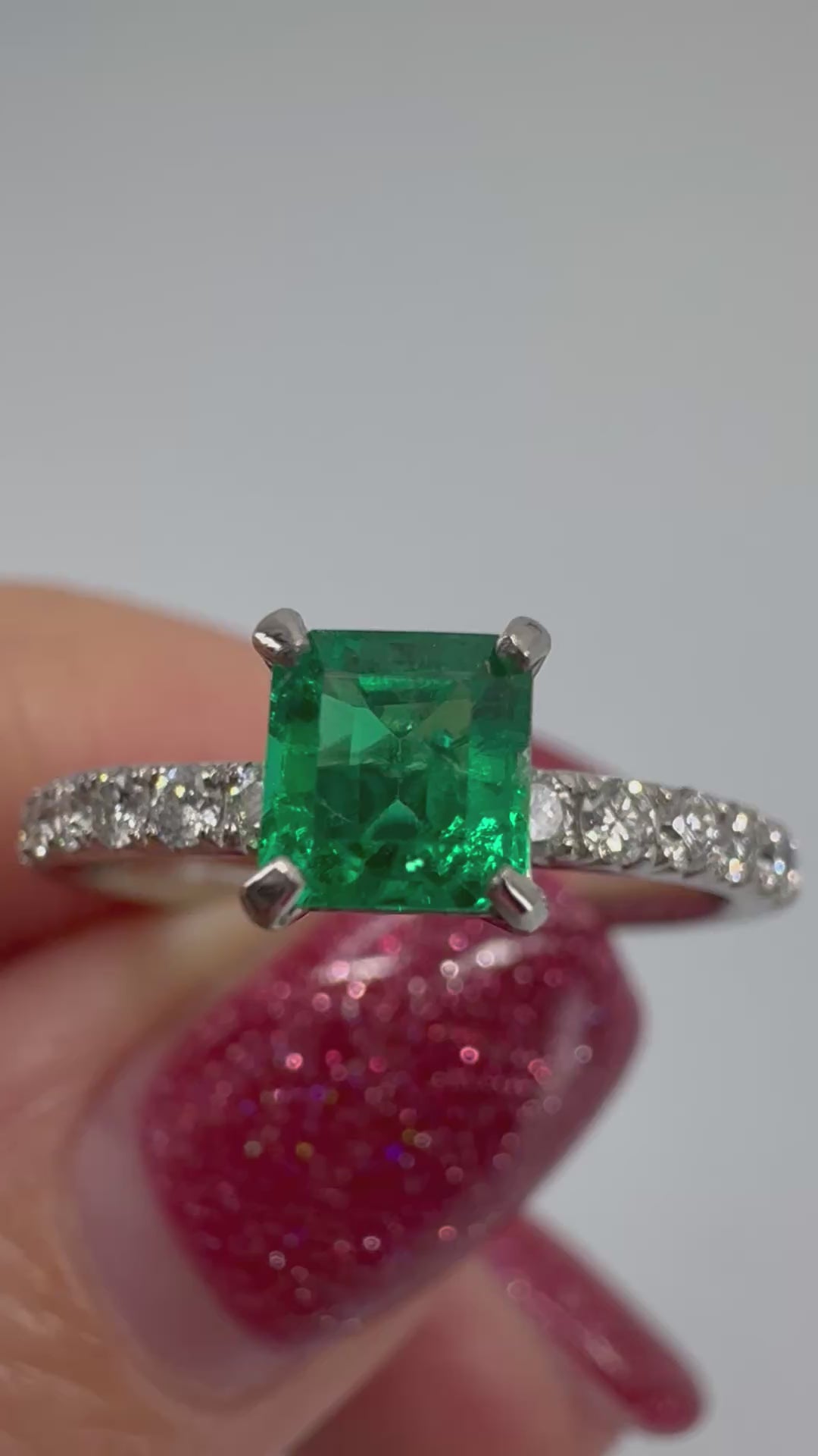 ［アルル］リング エメラルド 0.4ct SQ PT