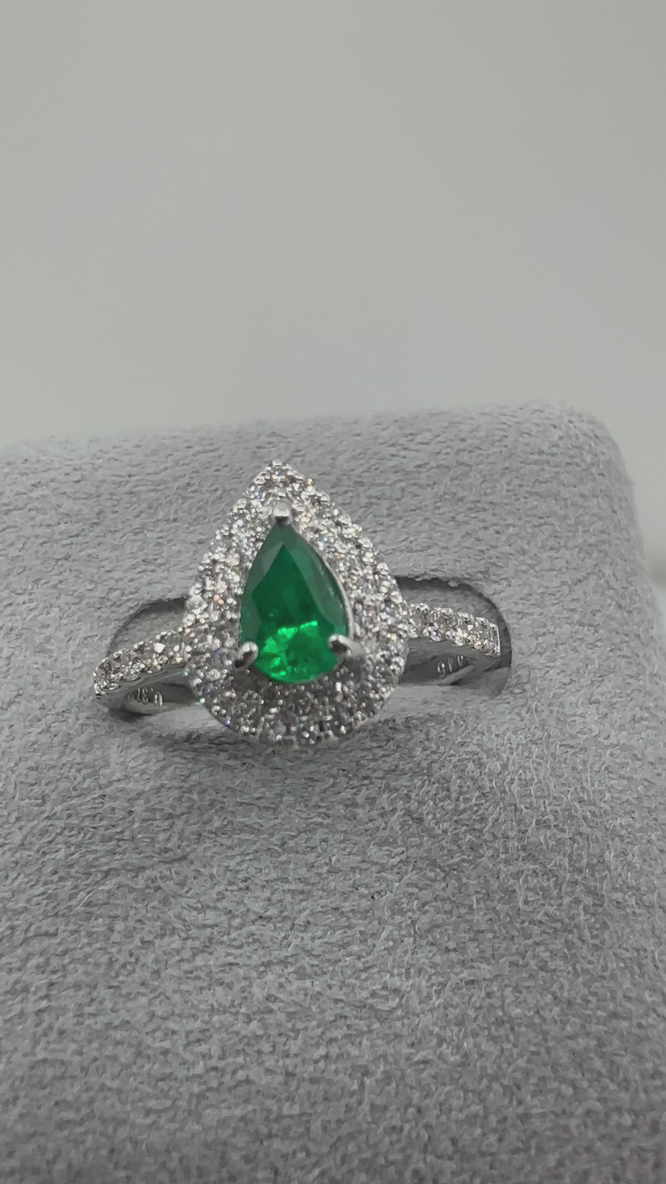 ［一点物］リング エメラルド 0.46ct PS PT