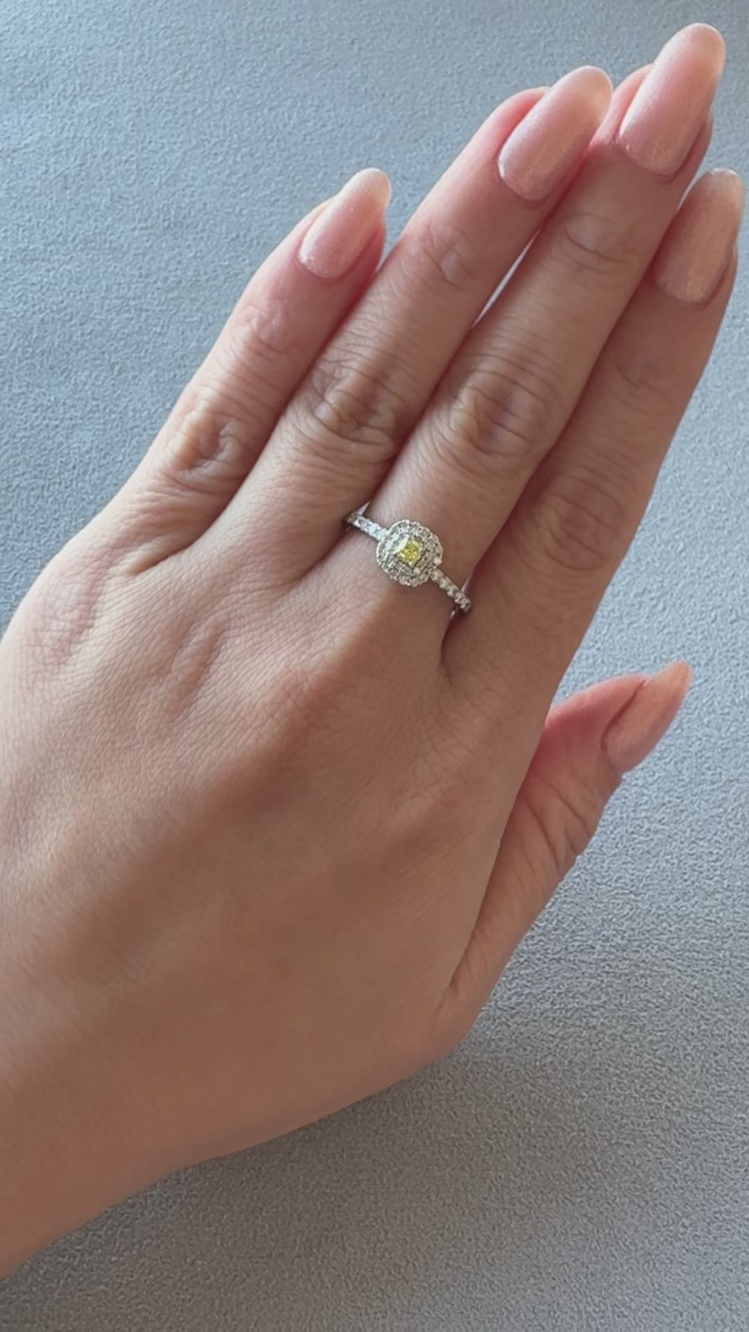 [ジョーヌ] リング ダイヤ SQ