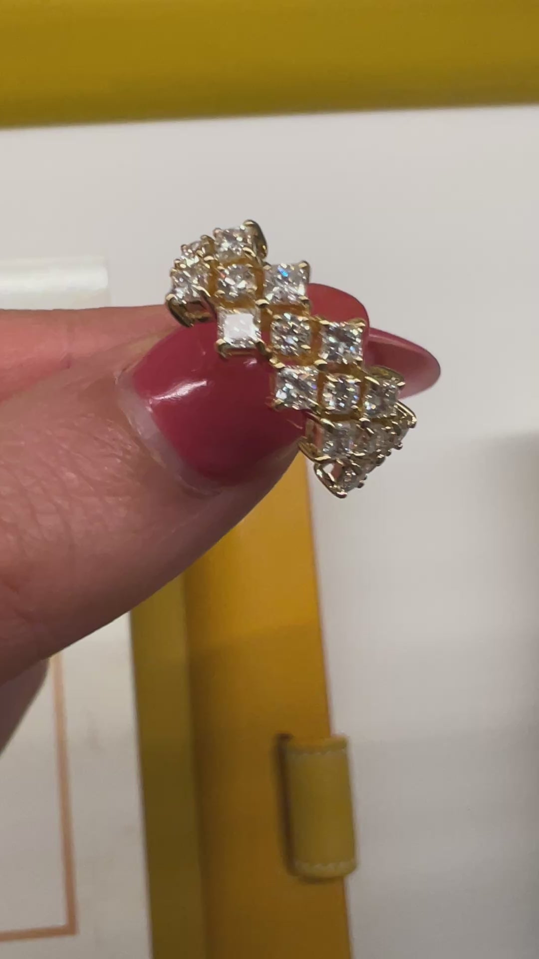 ［カクテル］リング ダイヤ 1.3ct SQ