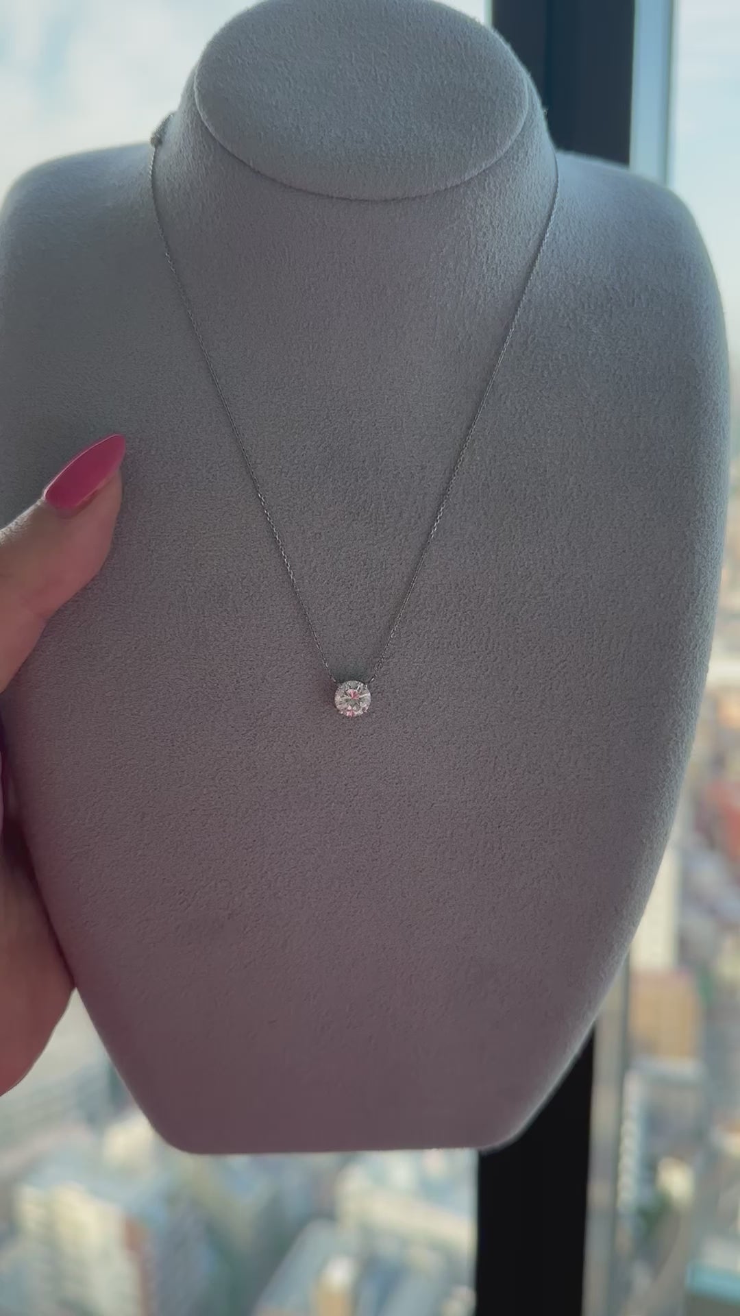 ［貴女の相棒］ネックレス ダイヤ