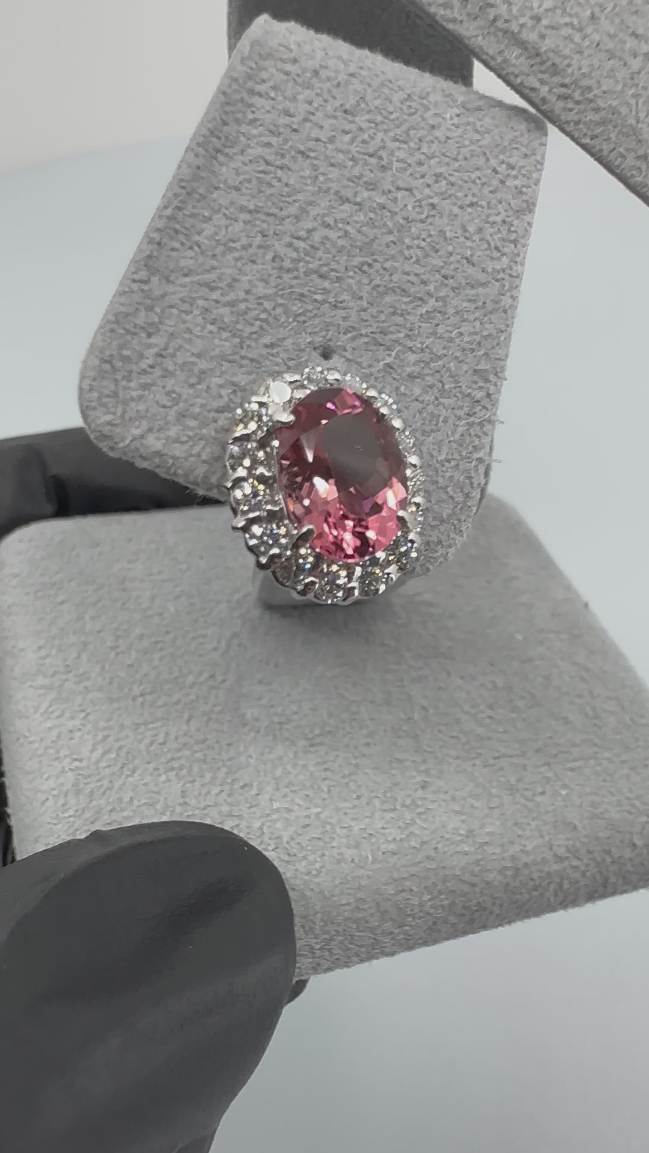 ［キャサリン妃巻き］ピアス ピンクトルマリン 1ctUP×2 OV