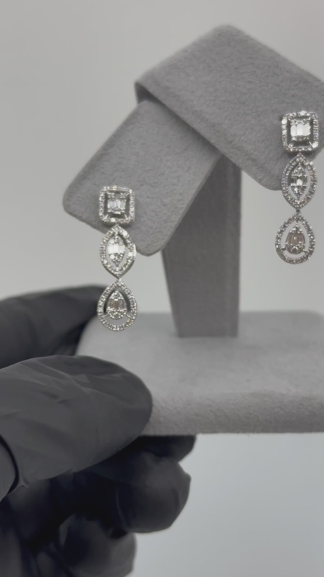 ［白夜のオルガン]ピアス ダイヤ