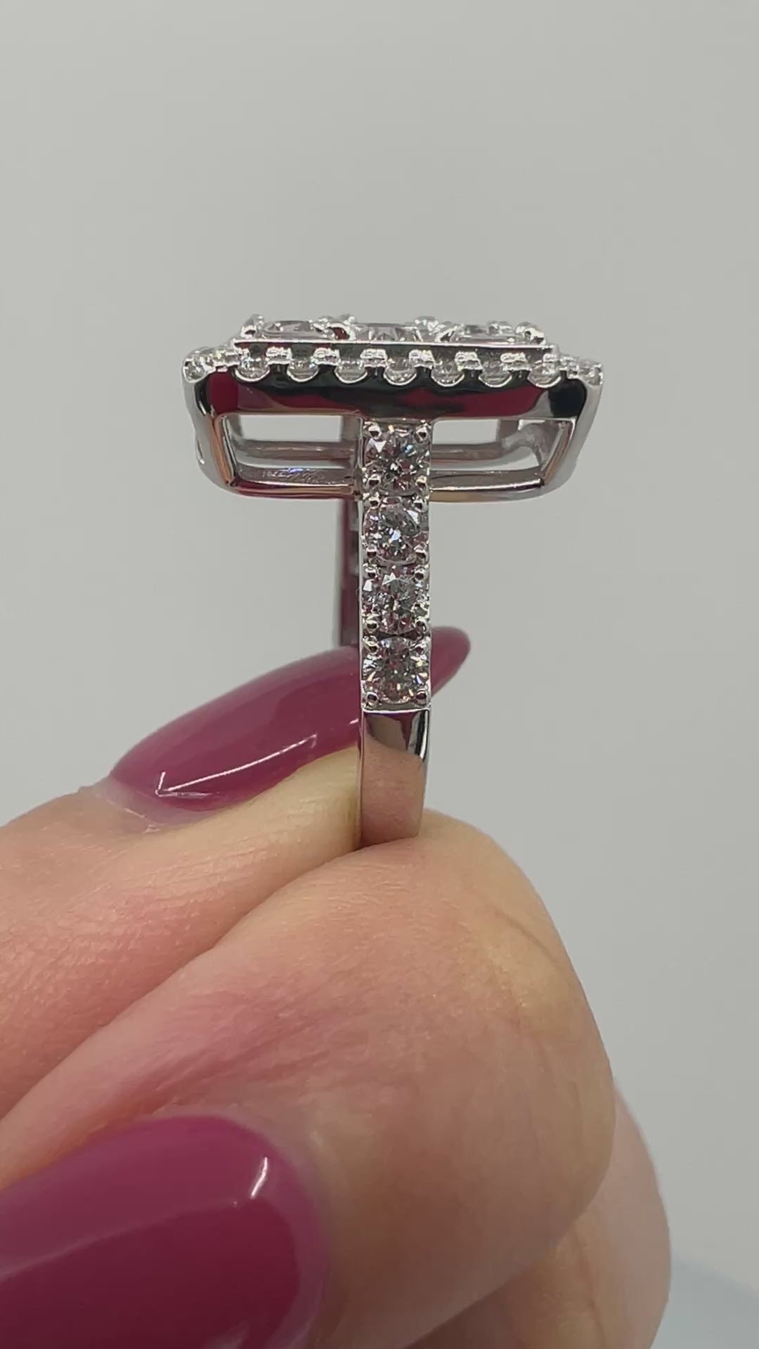 ［レリーフ］リング ダイヤ