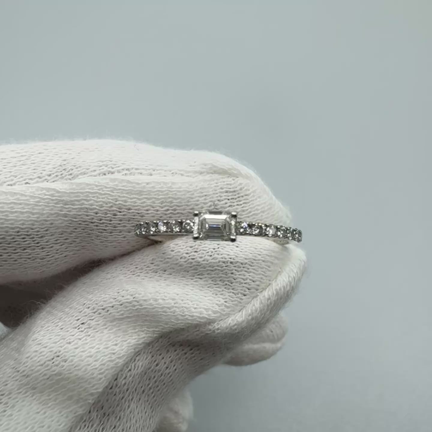 ［ベベ］リング