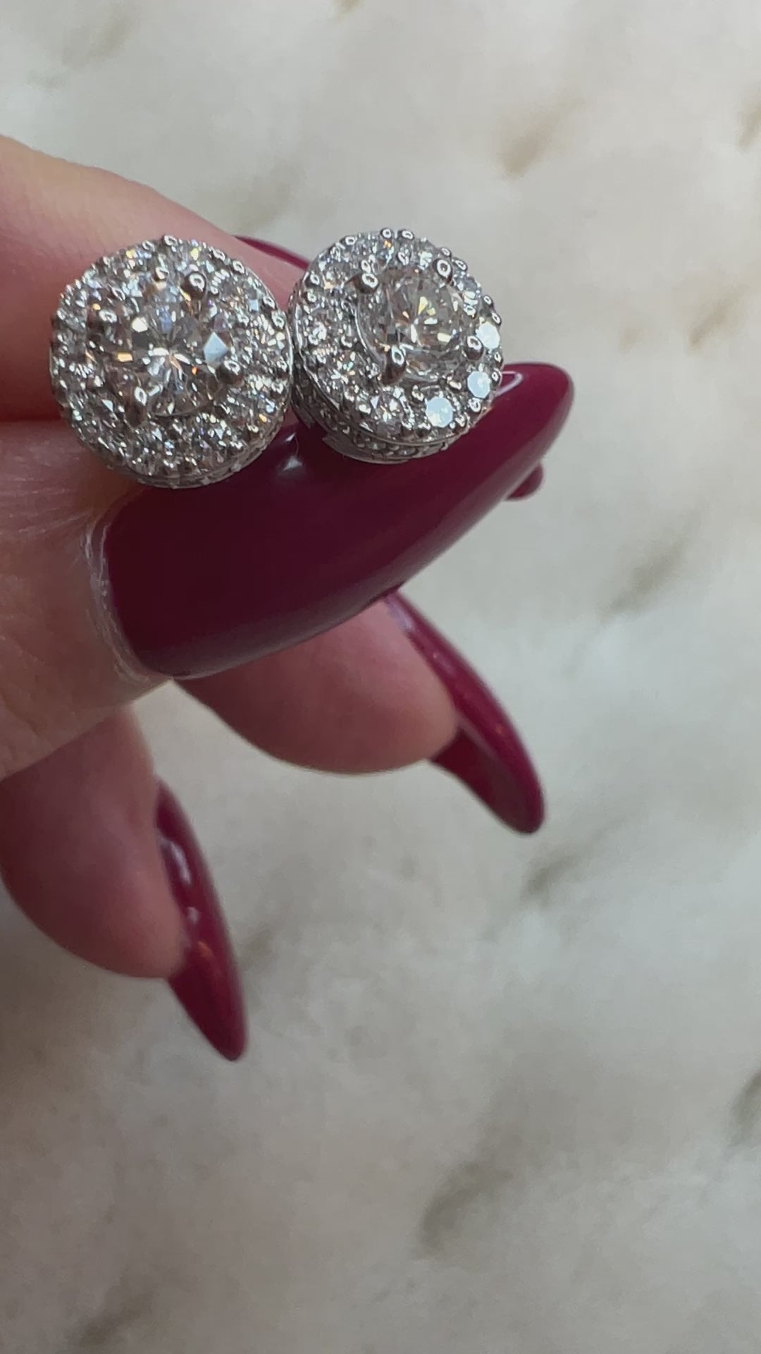 ［ポインターパヴェ0.5ct］ ダイヤモンドスタッドピアス