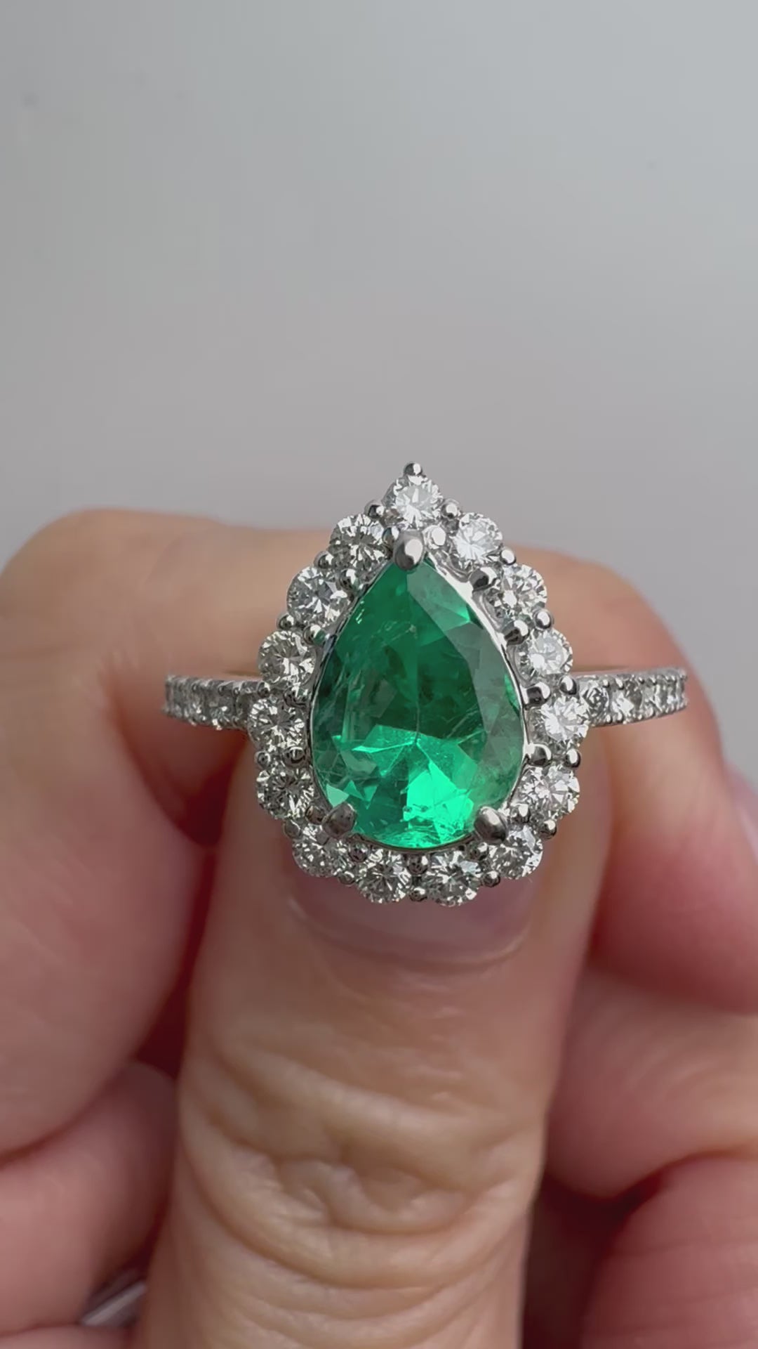 49［一点物］リング エメラルド 1.5ct PS PT