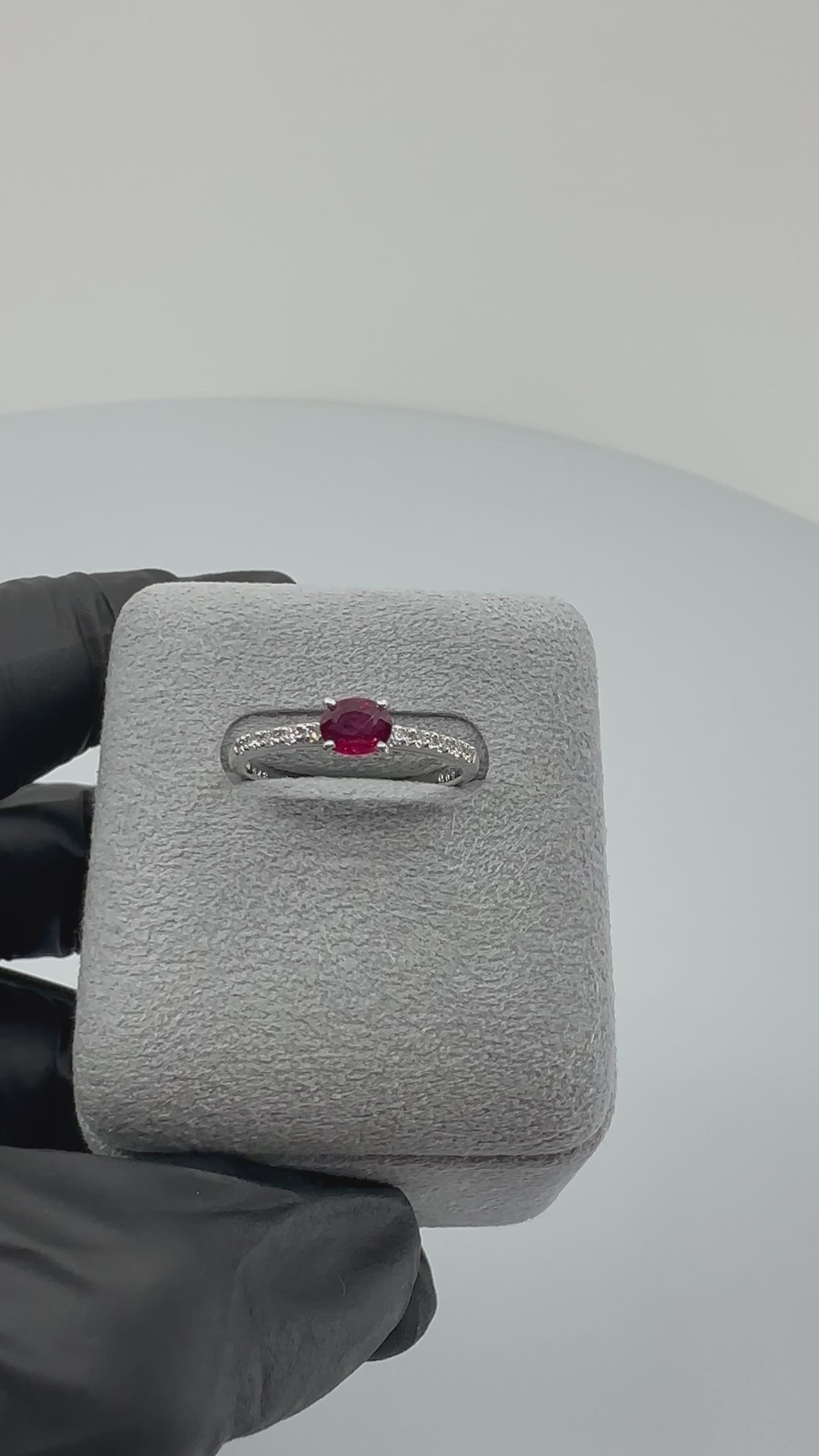 82［一点物］リング ルビー 0.4ct前後 OV PT