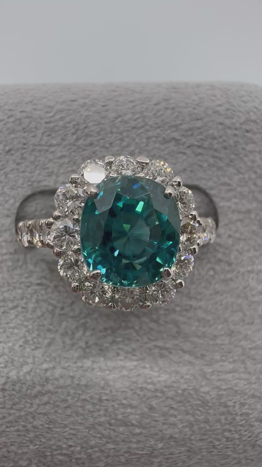 167［一点物］リング ジルコン 4.4ct前後 OV PT