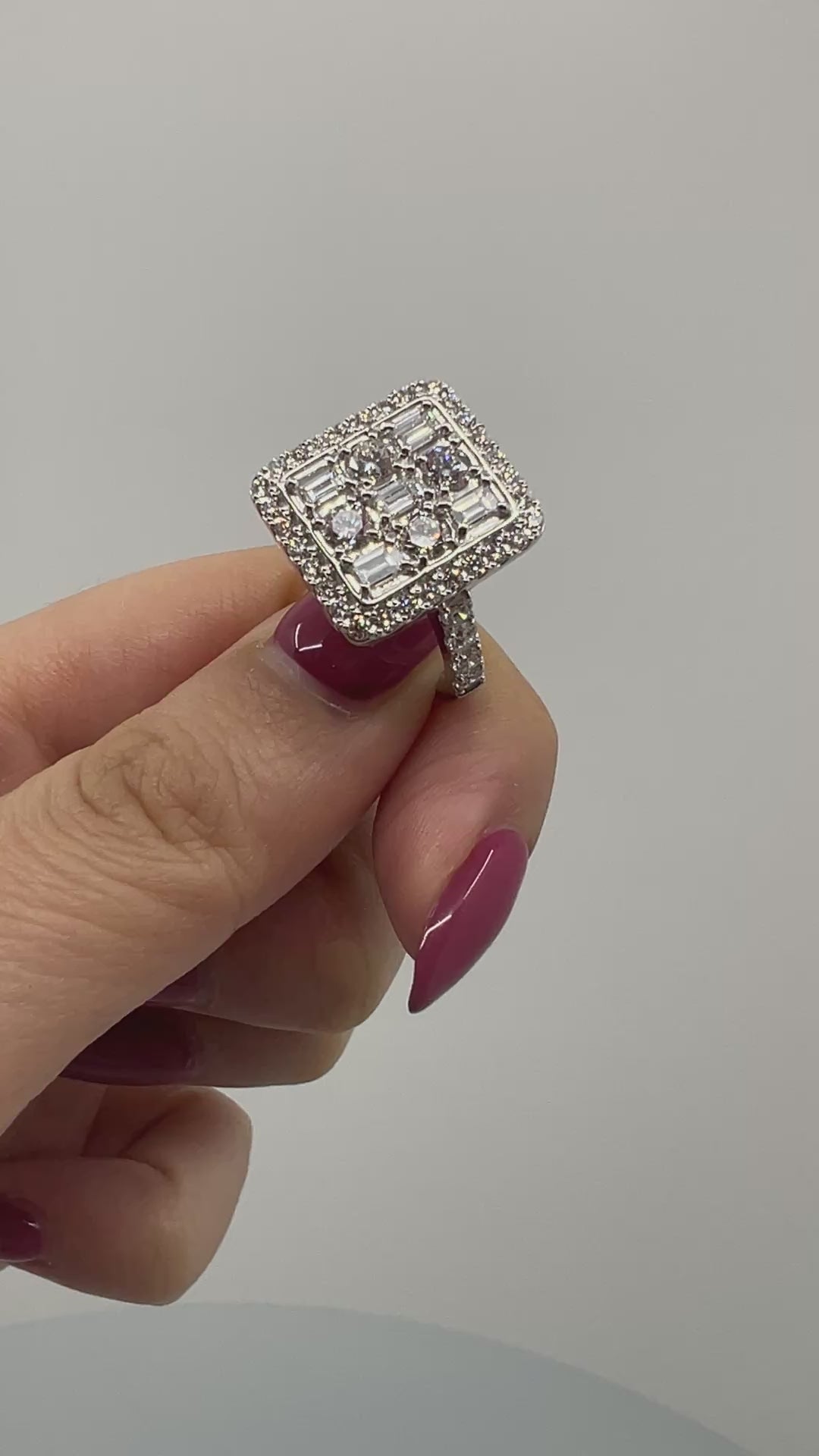 ［レリーフ］リング ダイヤ