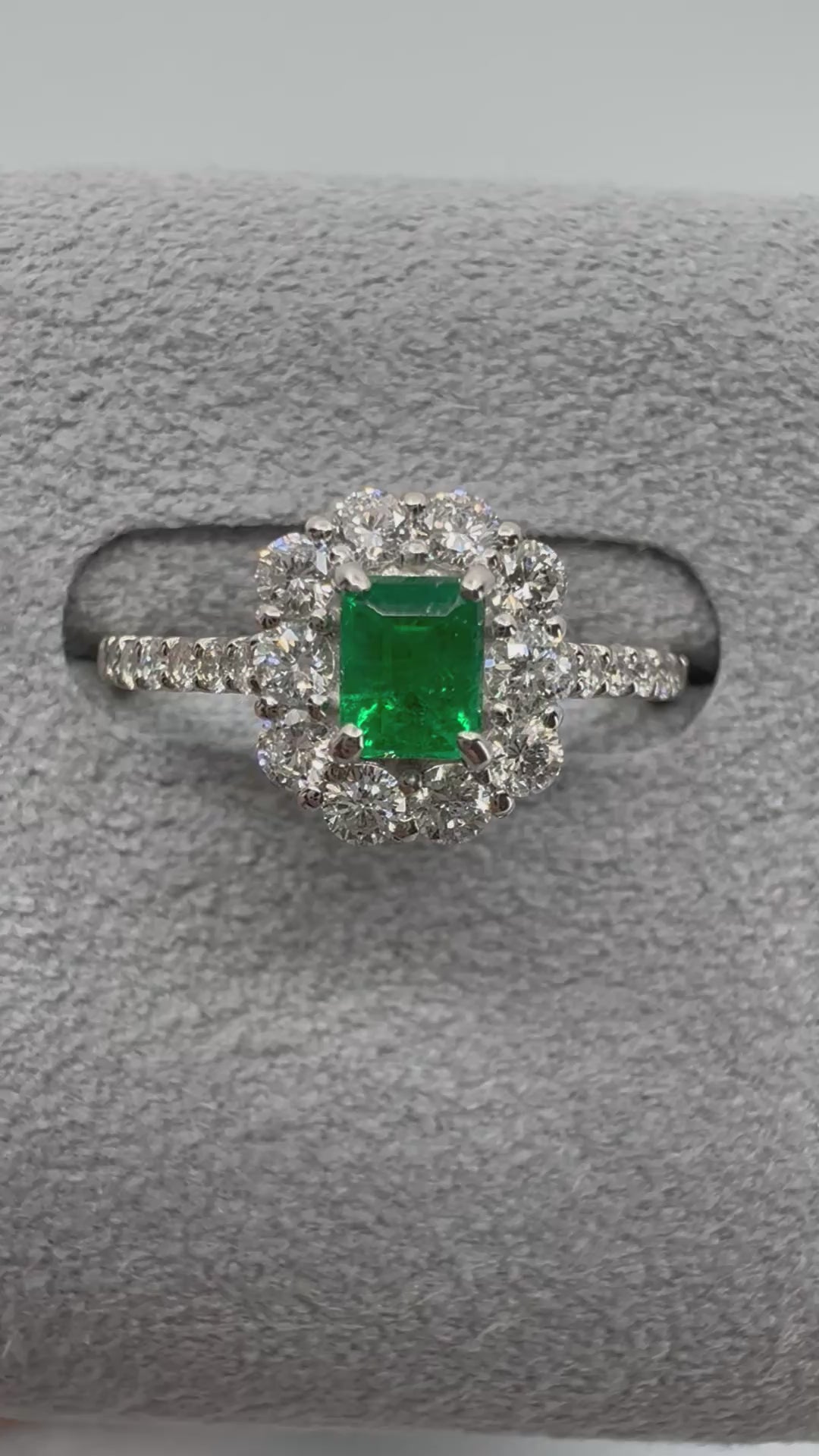 28［一点物］リング エメラルド 0.3ct前後 SQ PT