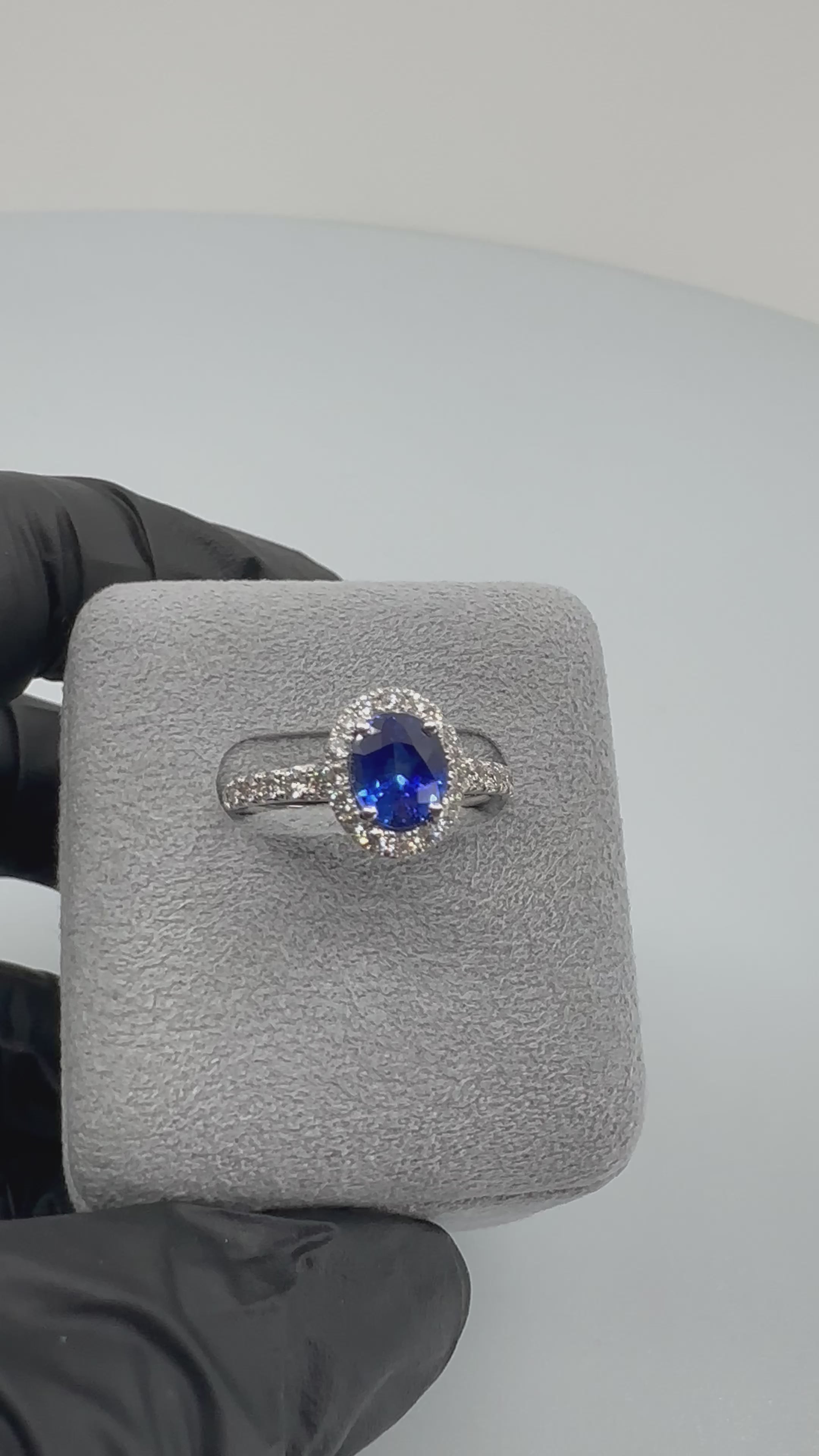 109［一点物］リング ブルーサファイア 1.4ct前後 OV PT