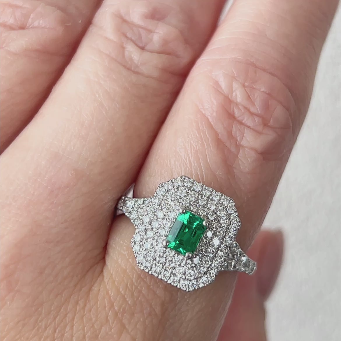 13［一点物/アドラーブル］リング エメラルド 0.4ct前後 SQ PT