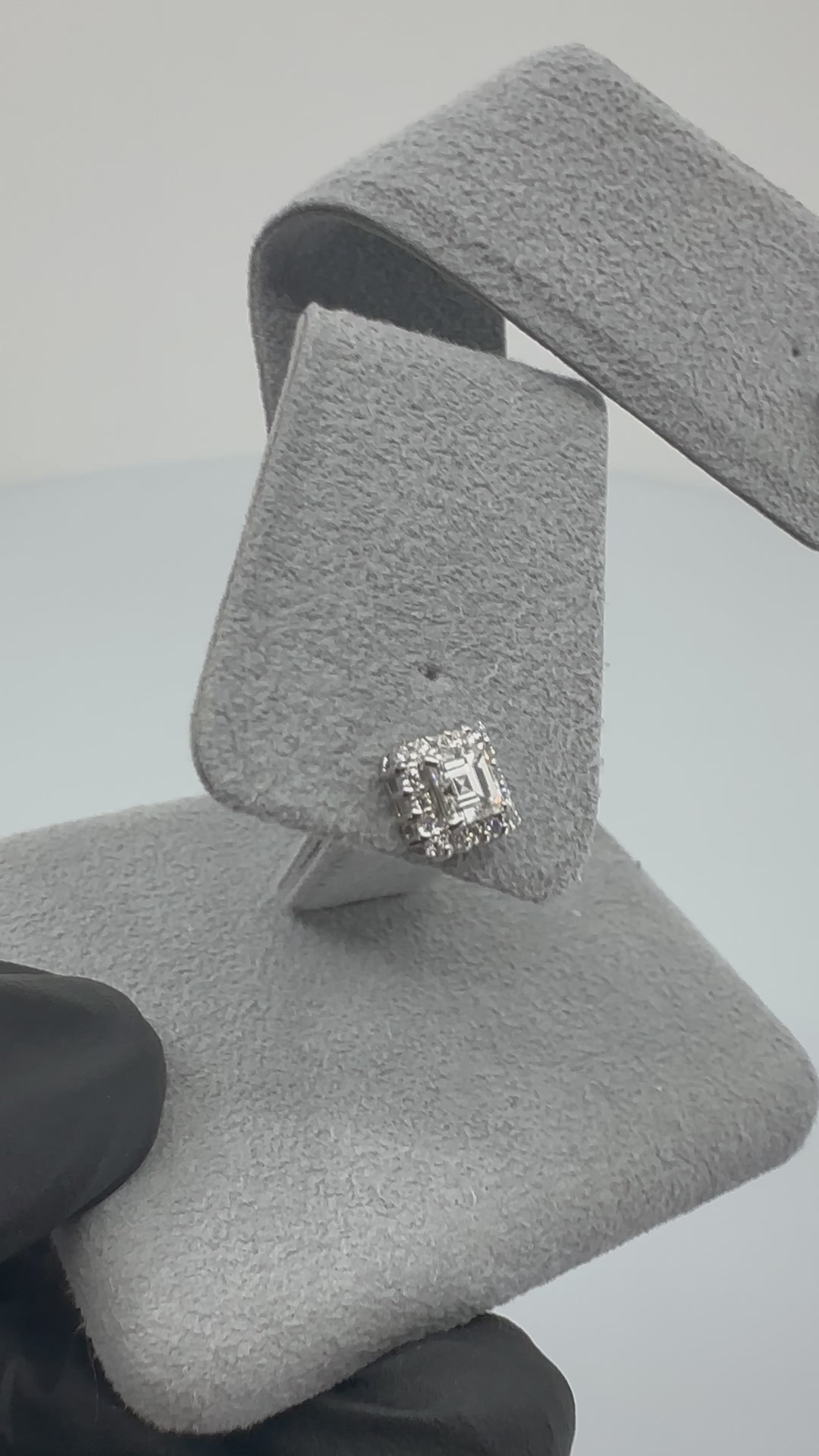 301［一点物］ピアス ダイヤ 0.2ct×2 BG PT