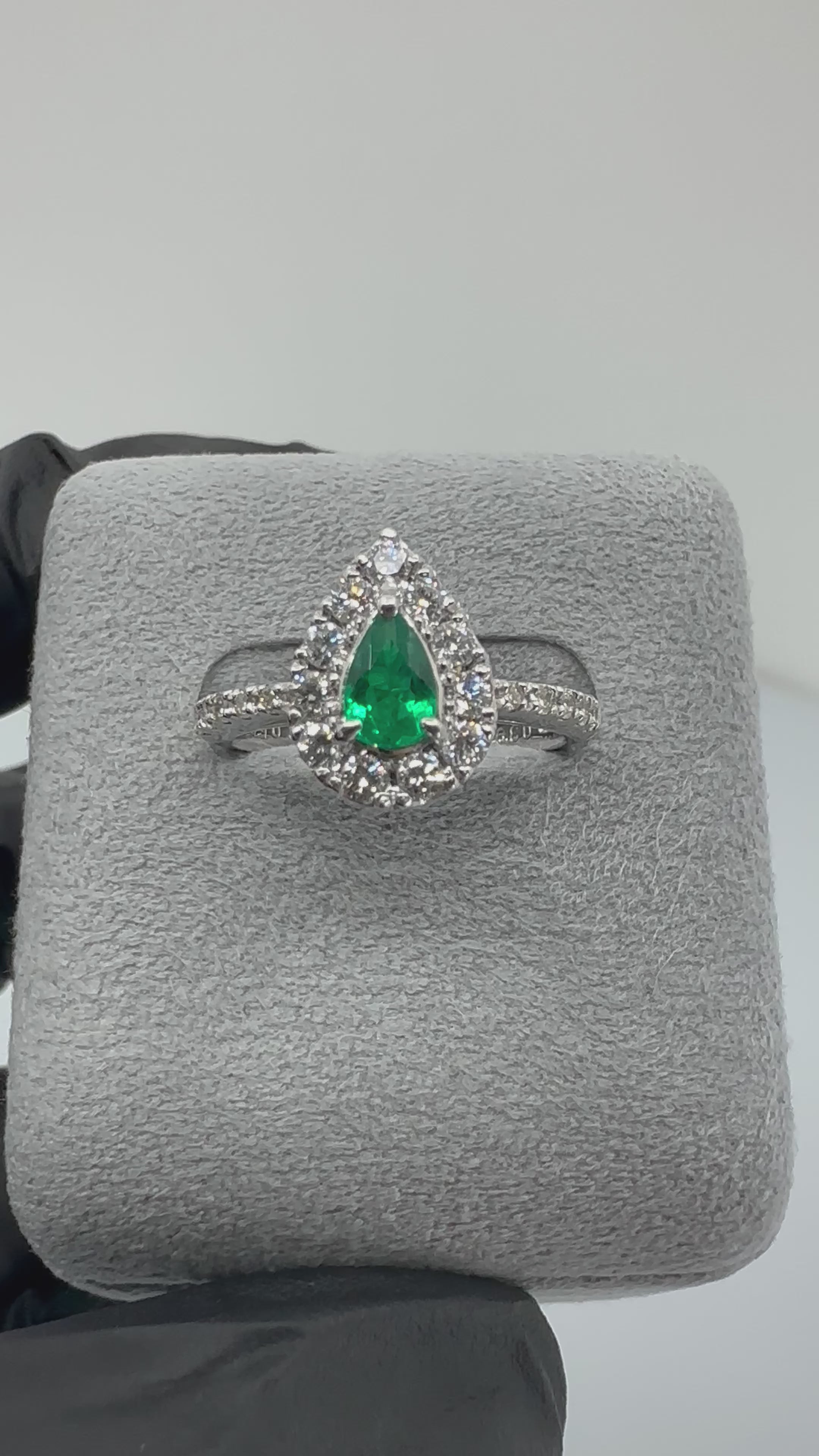 49［一点物］リング エメラルド 0.3ct前後 PS PT