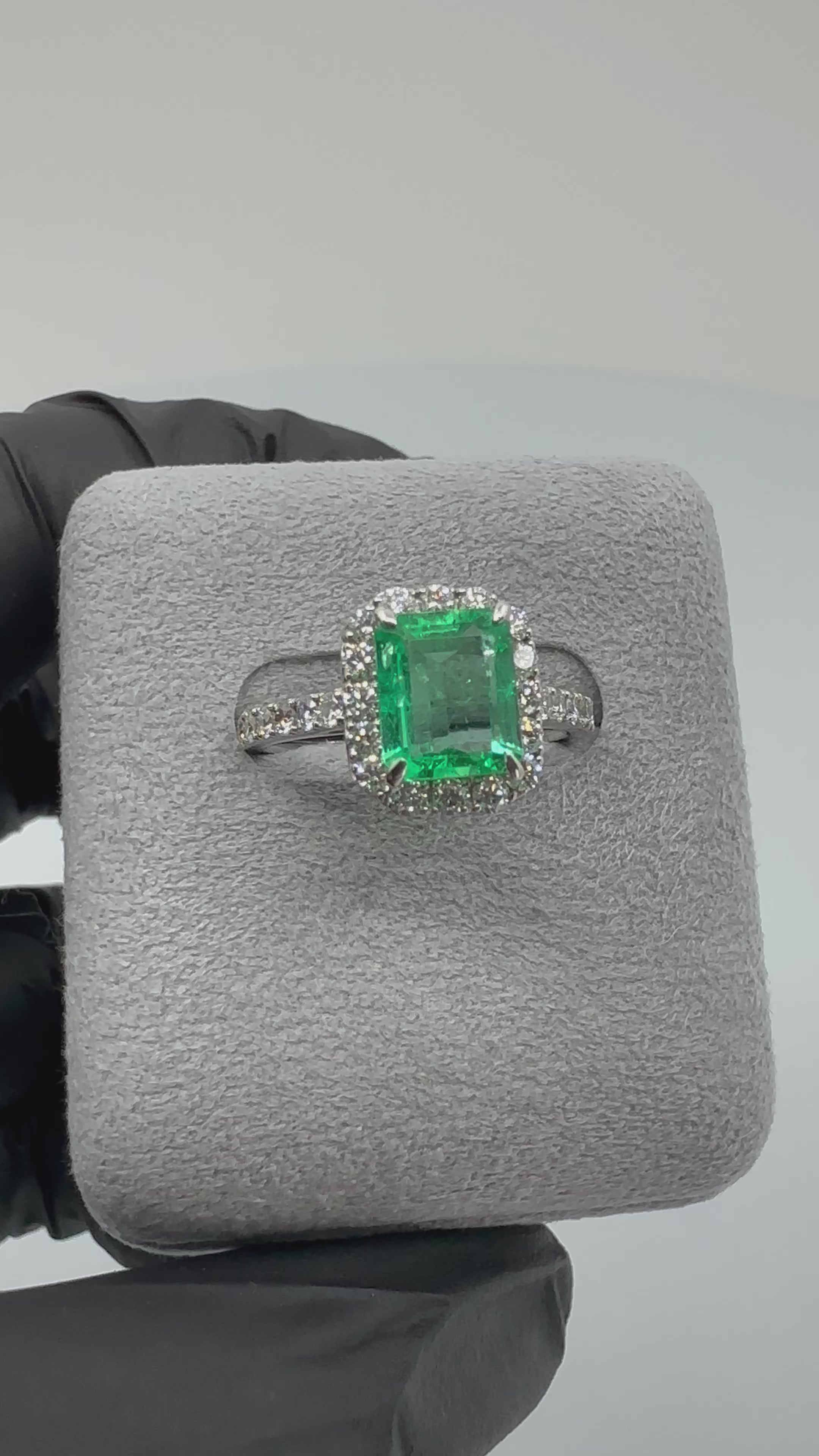 25［一点物］リング エメラルド 1.2ct SQ PT