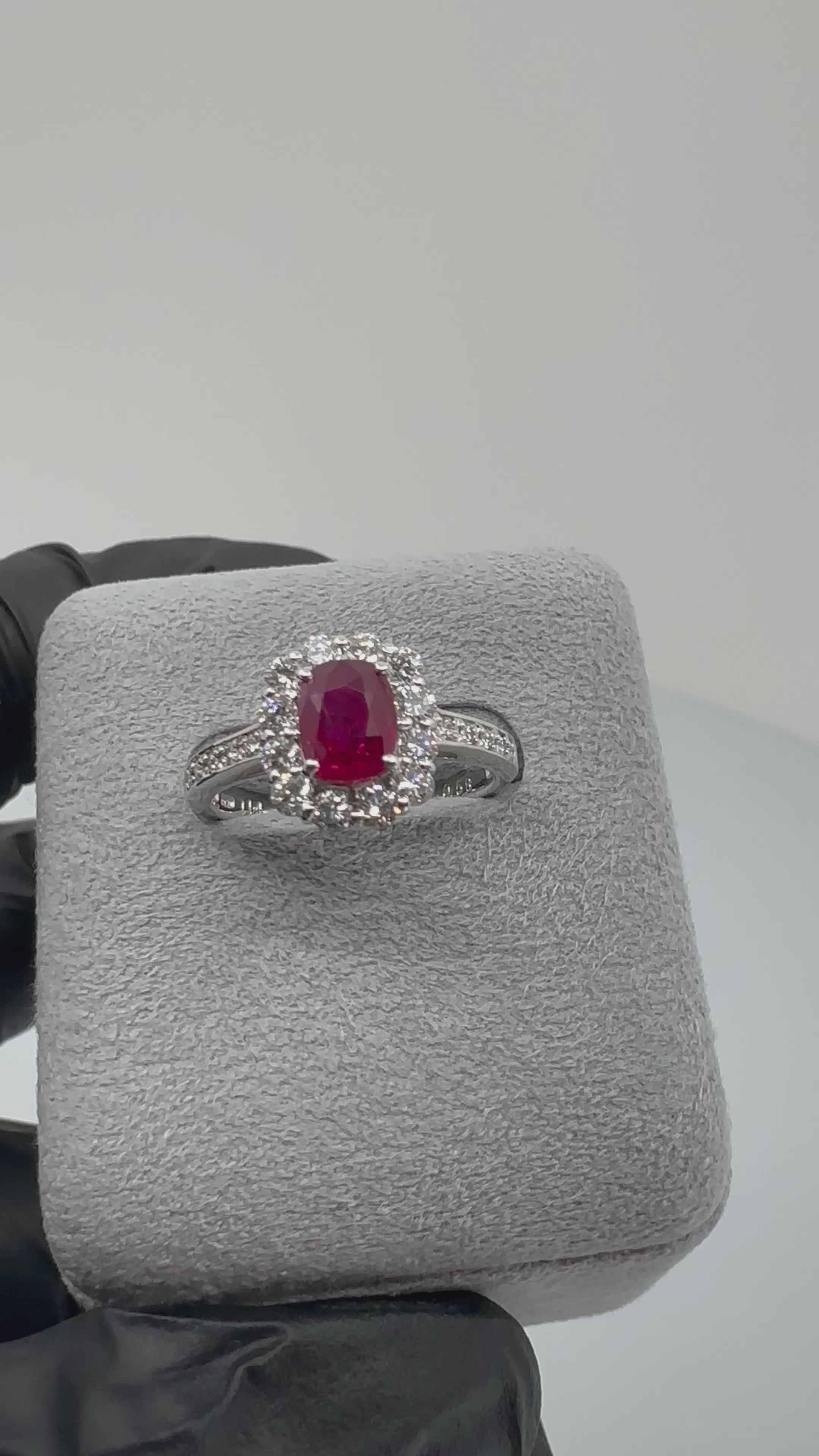 84［一点物］リング ルビー 1.1ct前後 OV PT