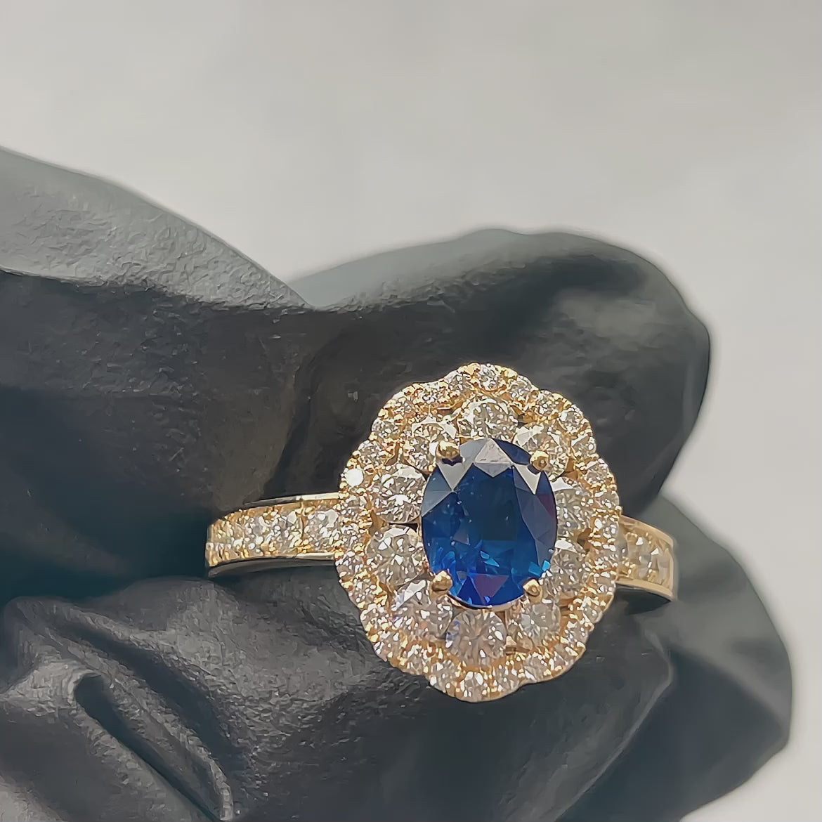 ［一点物/ラナンキュラス］リング ロイヤルブルーサファイア 1.2ct OV K18YG