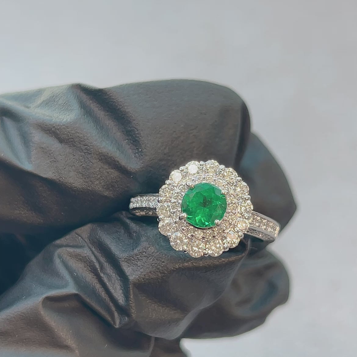 46［一点物］リング エメラルド 0.57ct RO PT